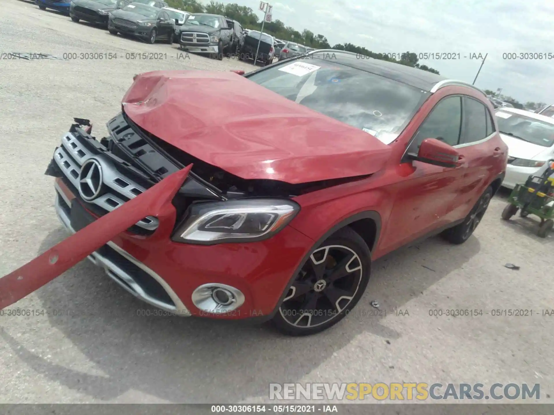 2 Photograph of a damaged car WDCTG4EB2KU020721 MERCEDES-BENZ GLA 2019