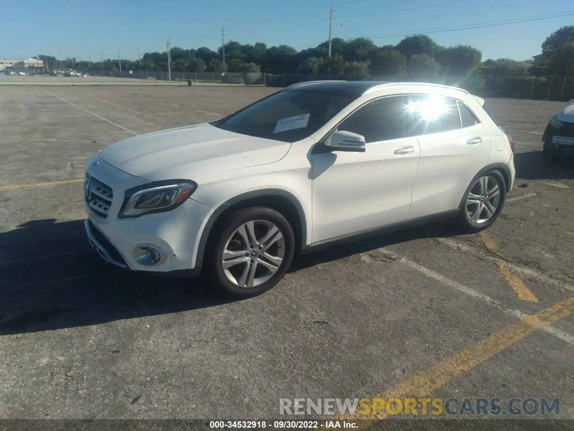 2 Photograph of a damaged car WDCTG4EB3KU019464 MERCEDES-BENZ GLA 2019