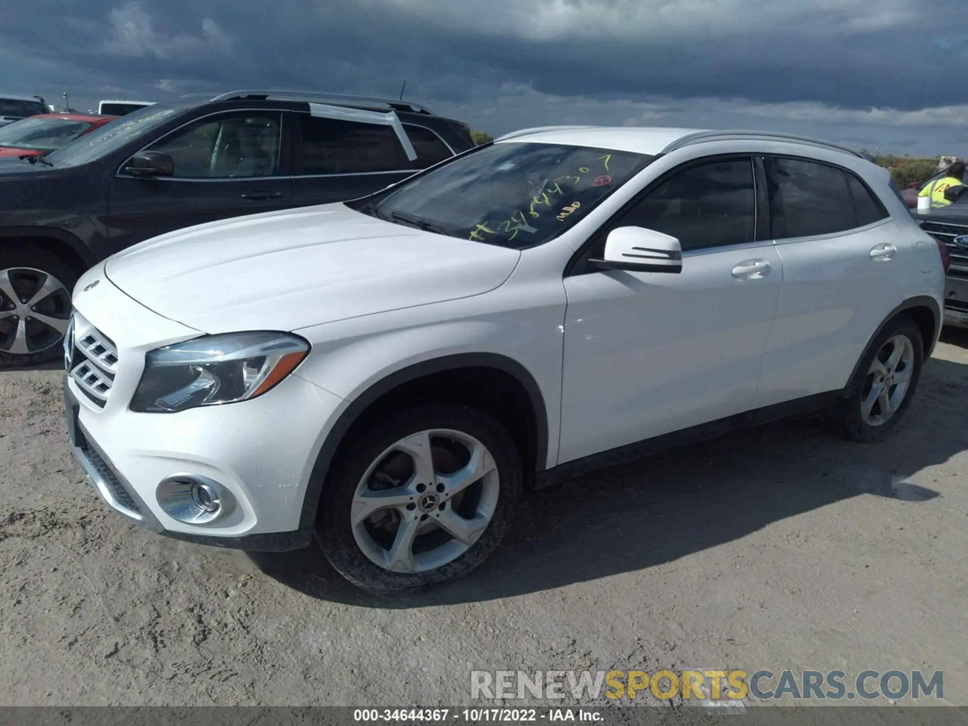 2 Photograph of a damaged car WDCTG4EB6KJ582512 MERCEDES-BENZ GLA 2019
