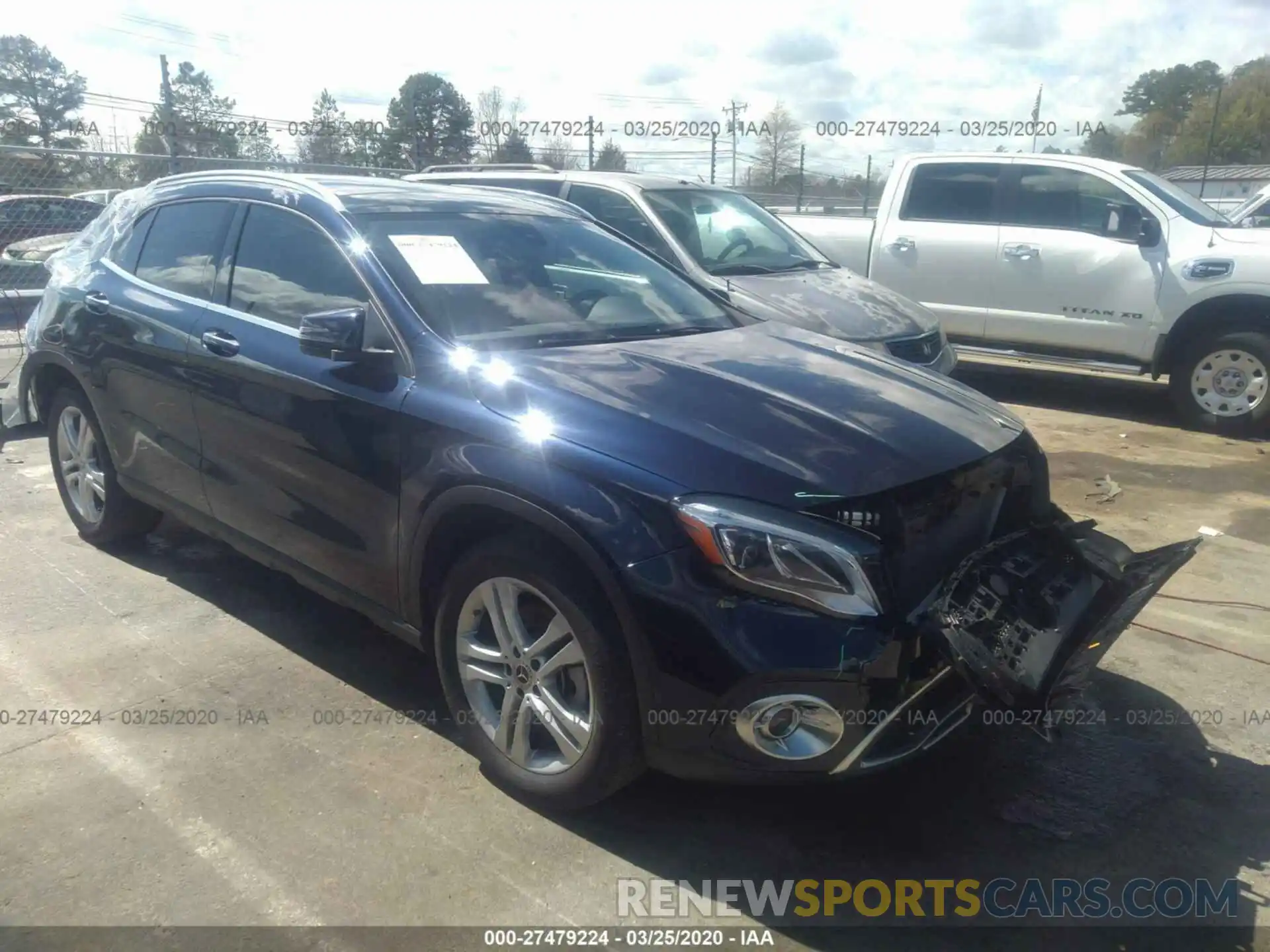 1 Photograph of a damaged car WDCTG4EB6KU000956 MERCEDES-BENZ GLA 2019