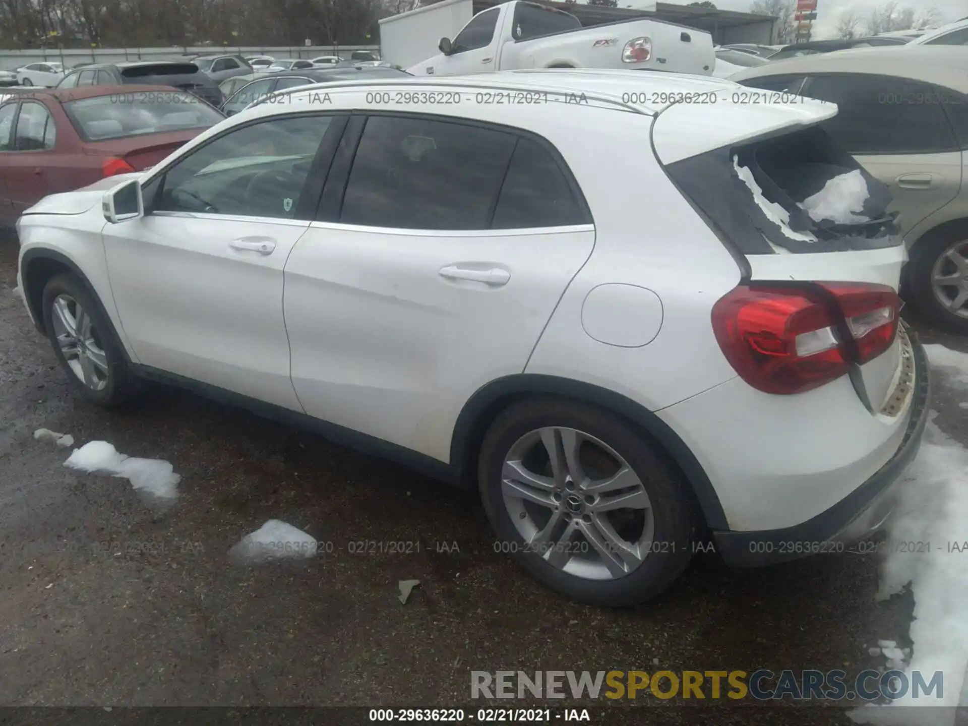 3 Photograph of a damaged car WDCTG4EB7KU004594 MERCEDES-BENZ GLA 2019