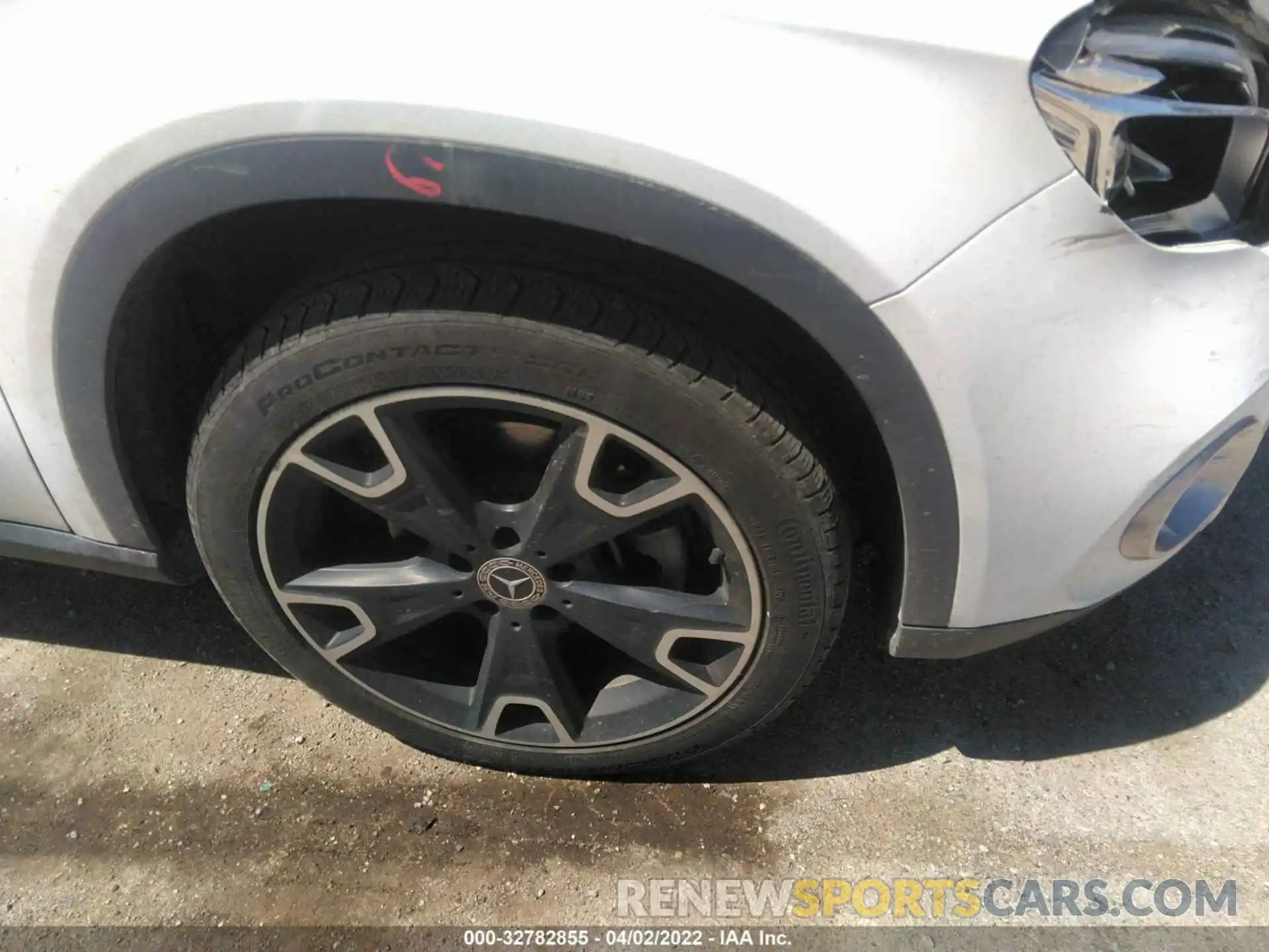 14 Photograph of a damaged car WDCTG4EB7KU014140 MERCEDES-BENZ GLA 2019