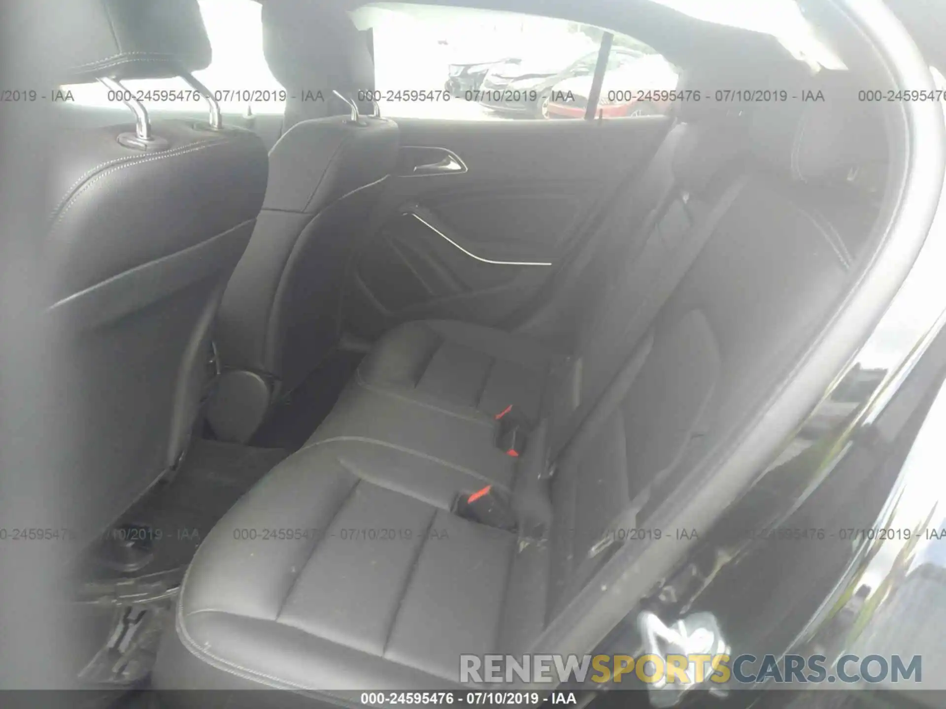 8 Photograph of a damaged car WDCTG4EB9KJ577160 MERCEDES-BENZ GLA 2019