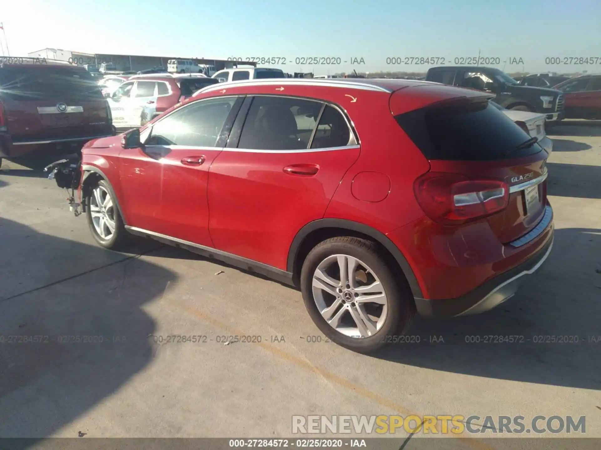 3 Photograph of a damaged car WDCTG4EB9KU003821 MERCEDES-BENZ GLA 2019