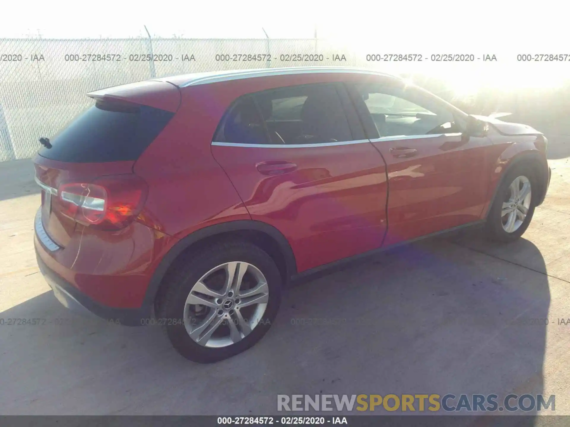 4 Photograph of a damaged car WDCTG4EB9KU003821 MERCEDES-BENZ GLA 2019