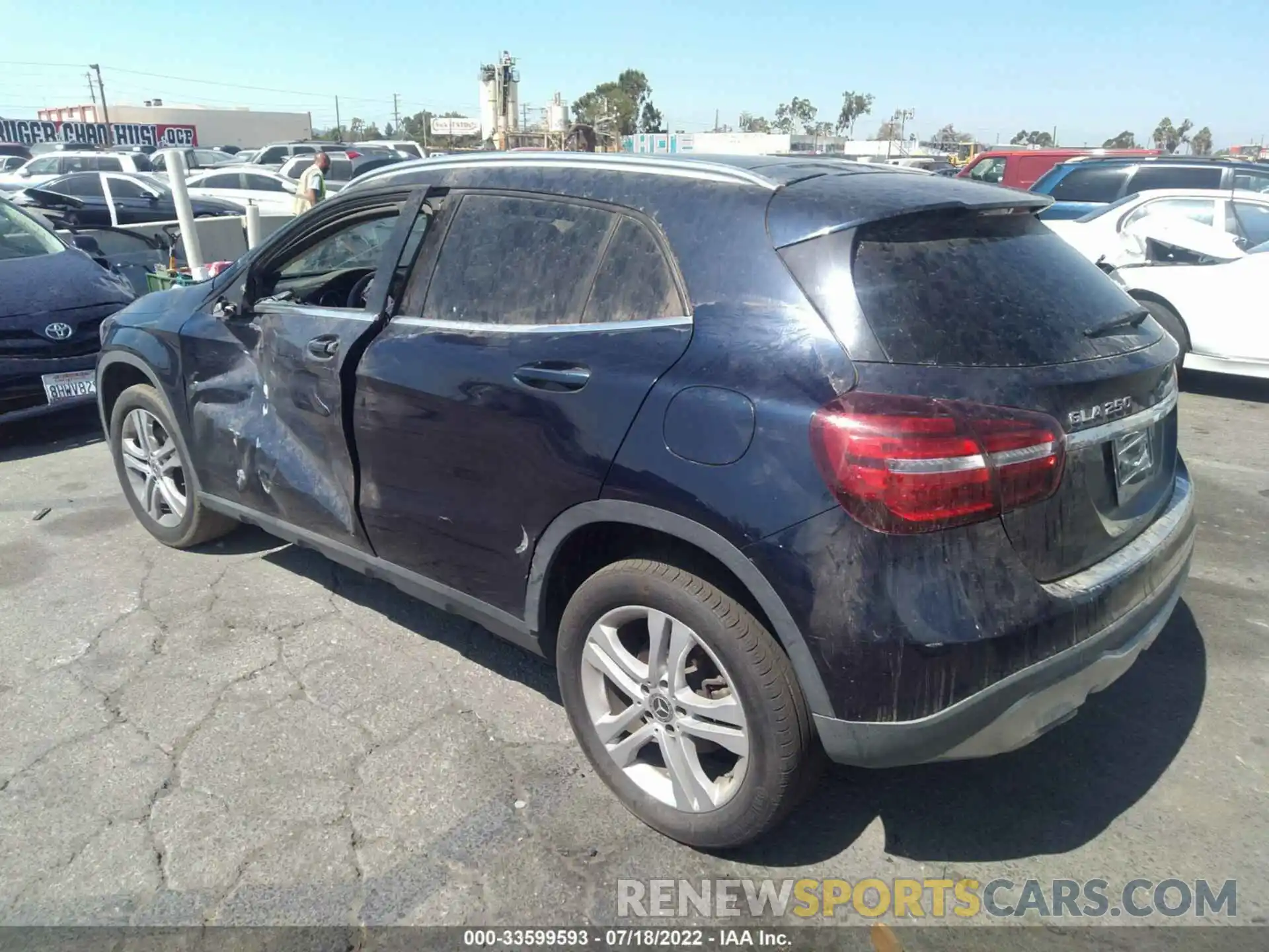 3 Photograph of a damaged car WDCTG4EBXKU003438 MERCEDES-BENZ GLA 2019