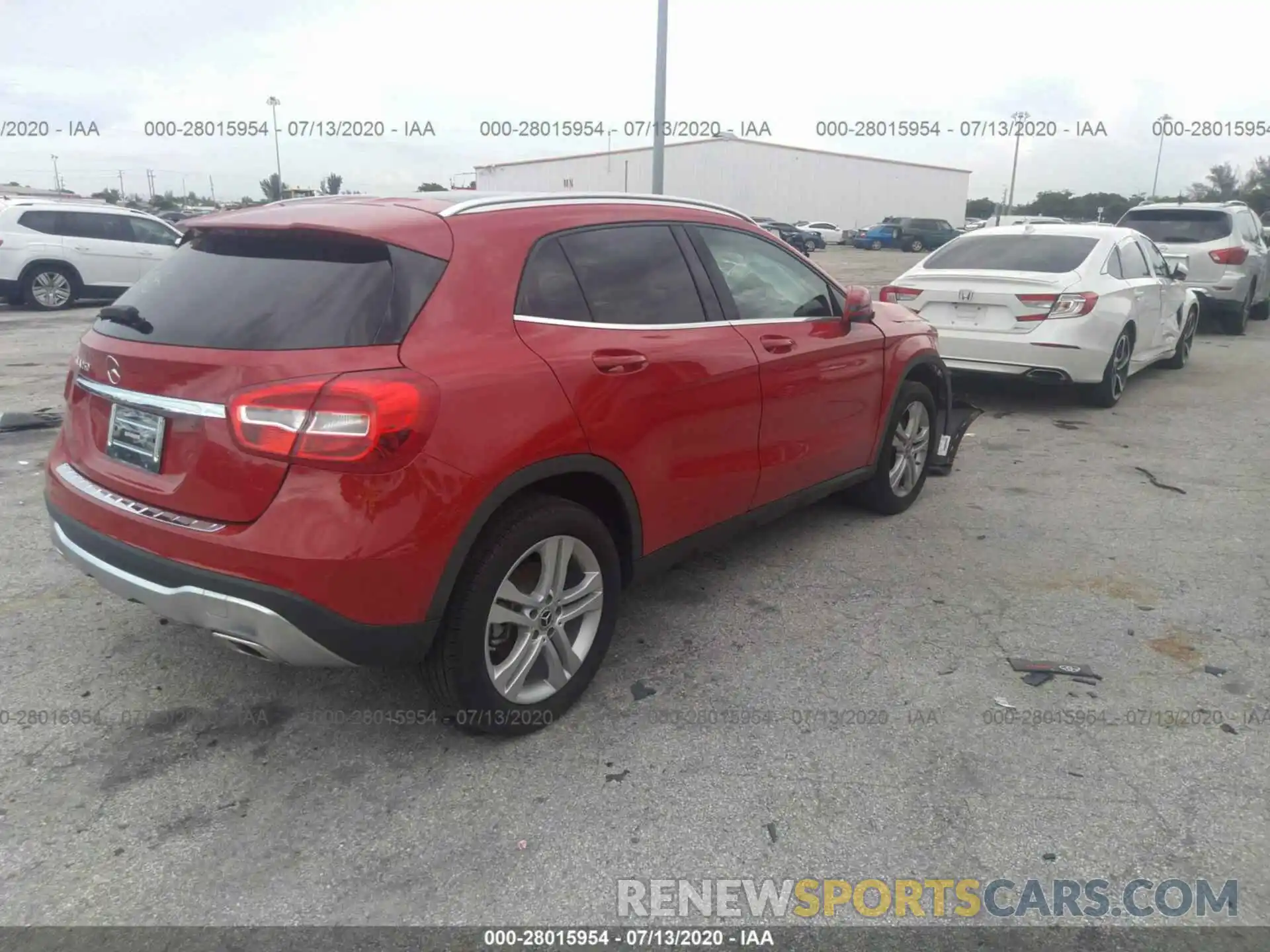 4 Photograph of a damaged car WDCTG4EBXKU015346 MERCEDES-BENZ GLA 2019