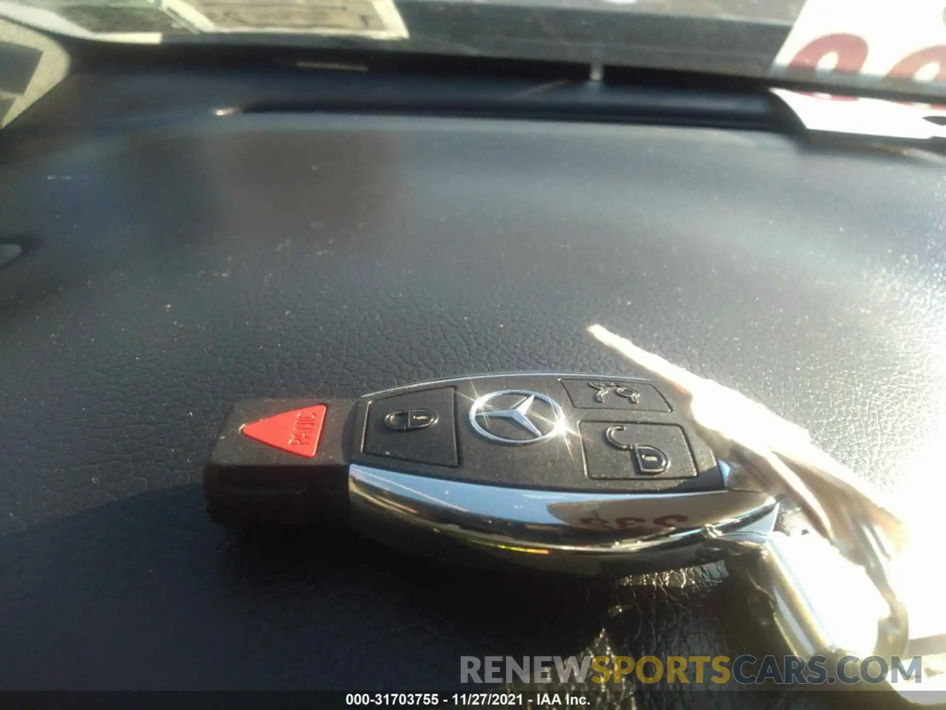 11 Photograph of a damaged car WDCTG4GB0KJ542004 MERCEDES-BENZ GLA 2019