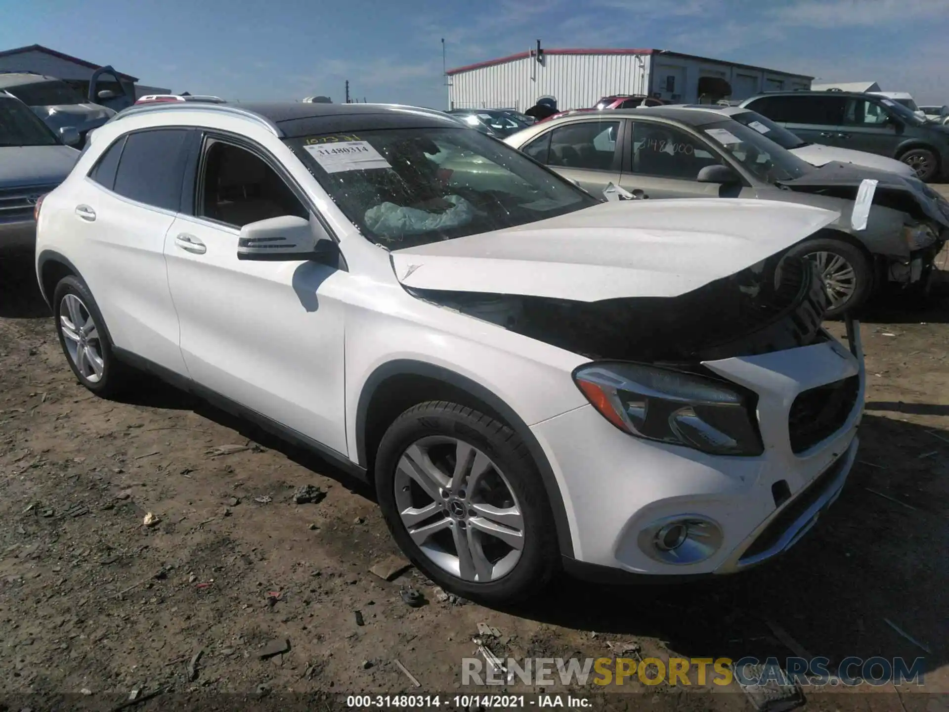 1 Photograph of a damaged car WDCTG4GB2KJ535166 MERCEDES-BENZ GLA 2019