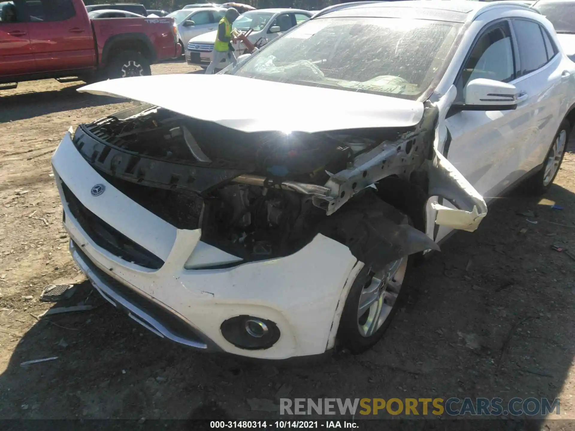 6 Photograph of a damaged car WDCTG4GB2KJ535166 MERCEDES-BENZ GLA 2019