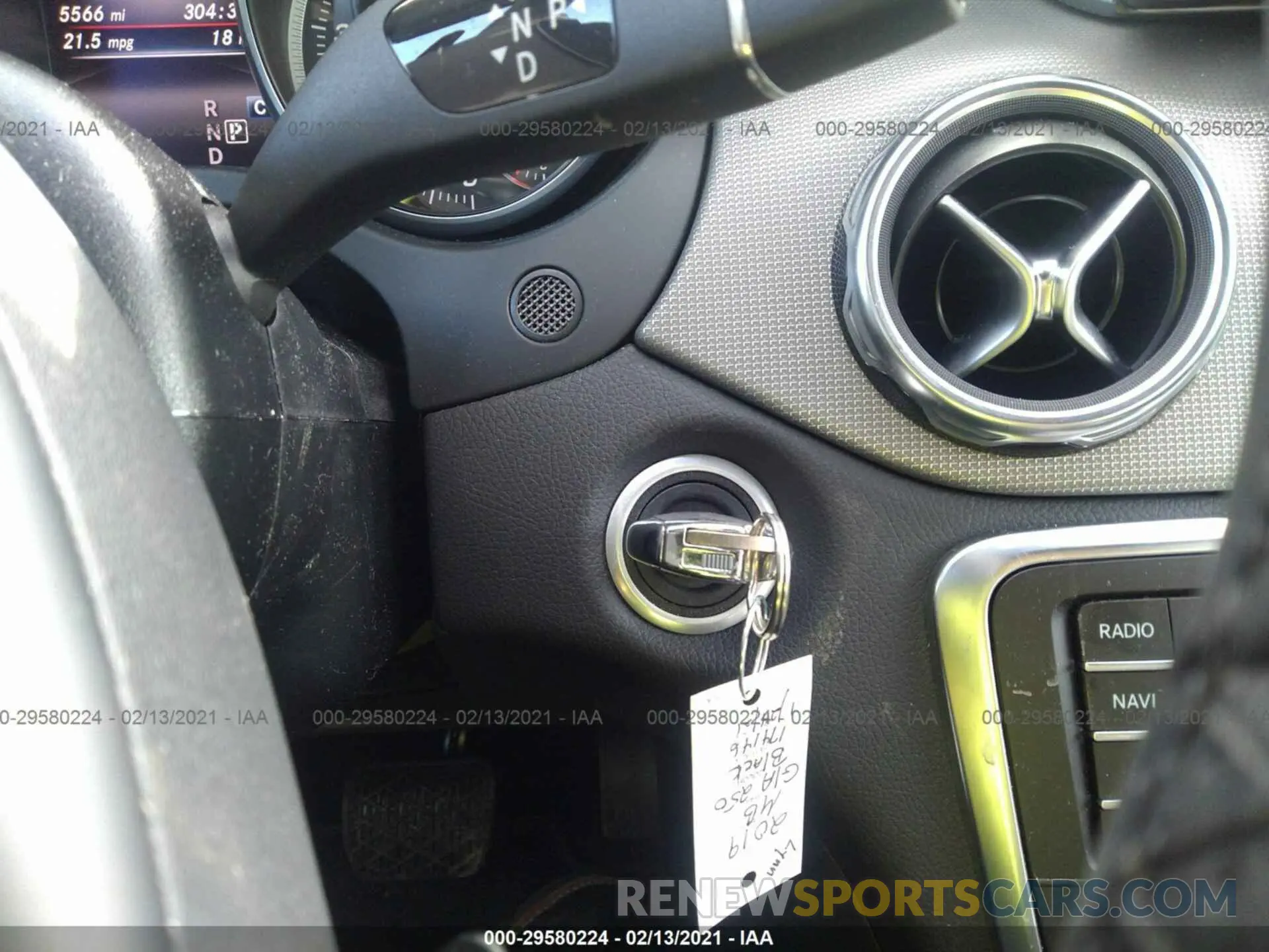 11 Photograph of a damaged car WDCTG4GB3KU019784 MERCEDES-BENZ GLA 2019