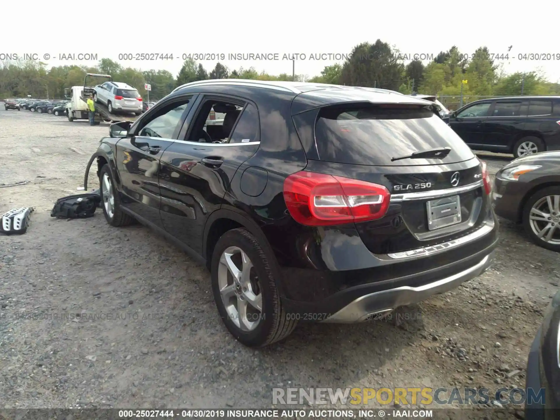 3 Photograph of a damaged car WDCTG4GB5KJ534254 MERCEDES-BENZ GLA 2019