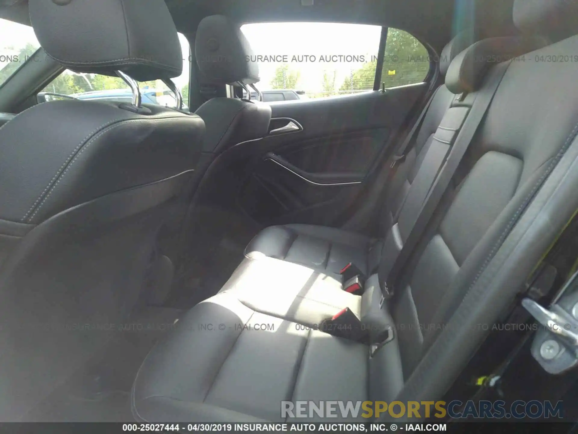 8 Photograph of a damaged car WDCTG4GB5KJ534254 MERCEDES-BENZ GLA 2019