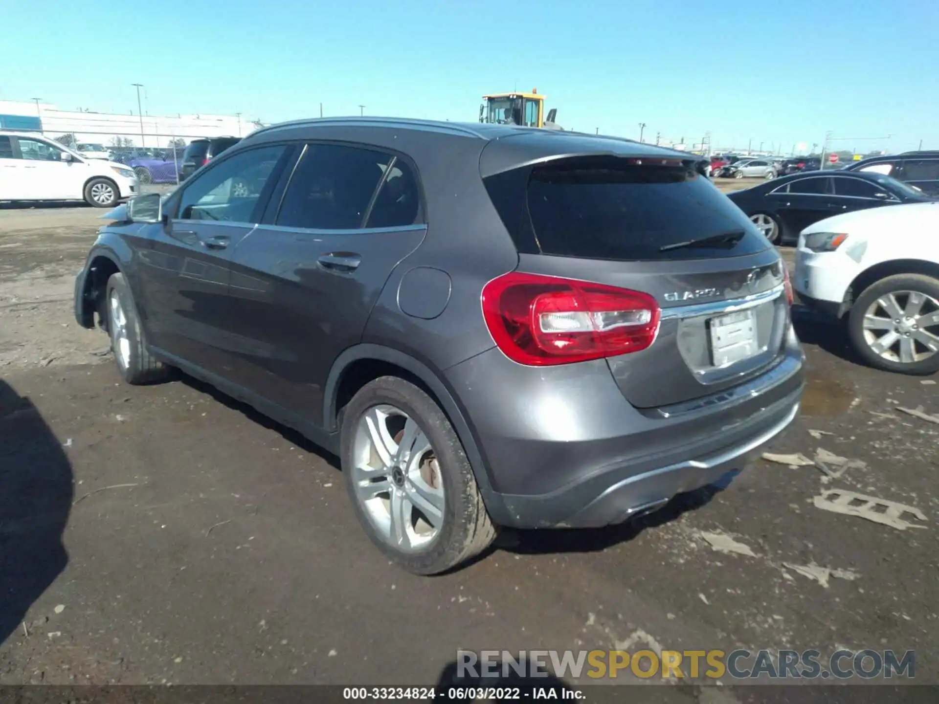 3 Photograph of a damaged car WDCTG4GB6KJ546171 MERCEDES-BENZ GLA 2019