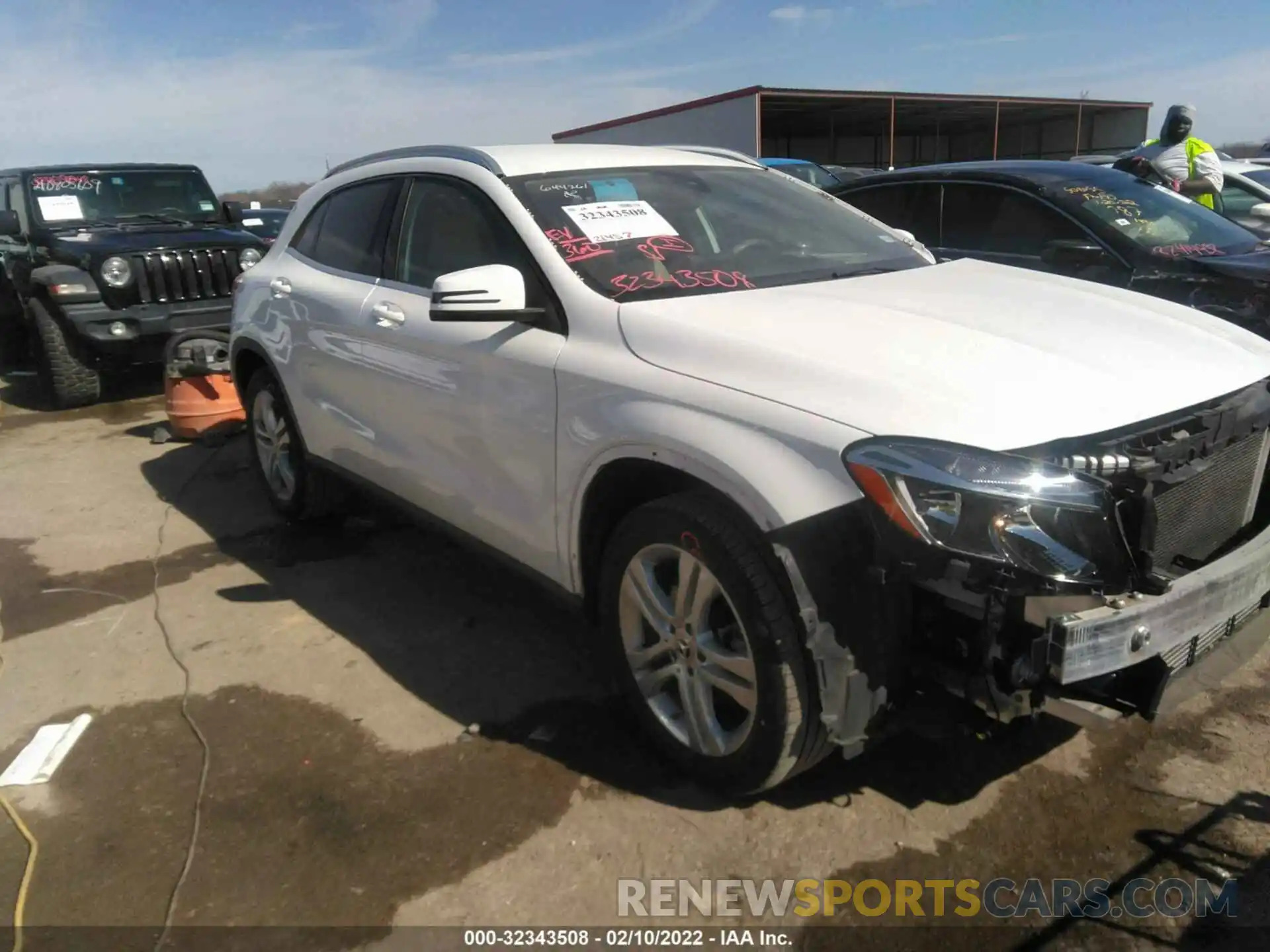 1 Photograph of a damaged car WDCTG4EB0LU022033 MERCEDES-BENZ GLA 2020