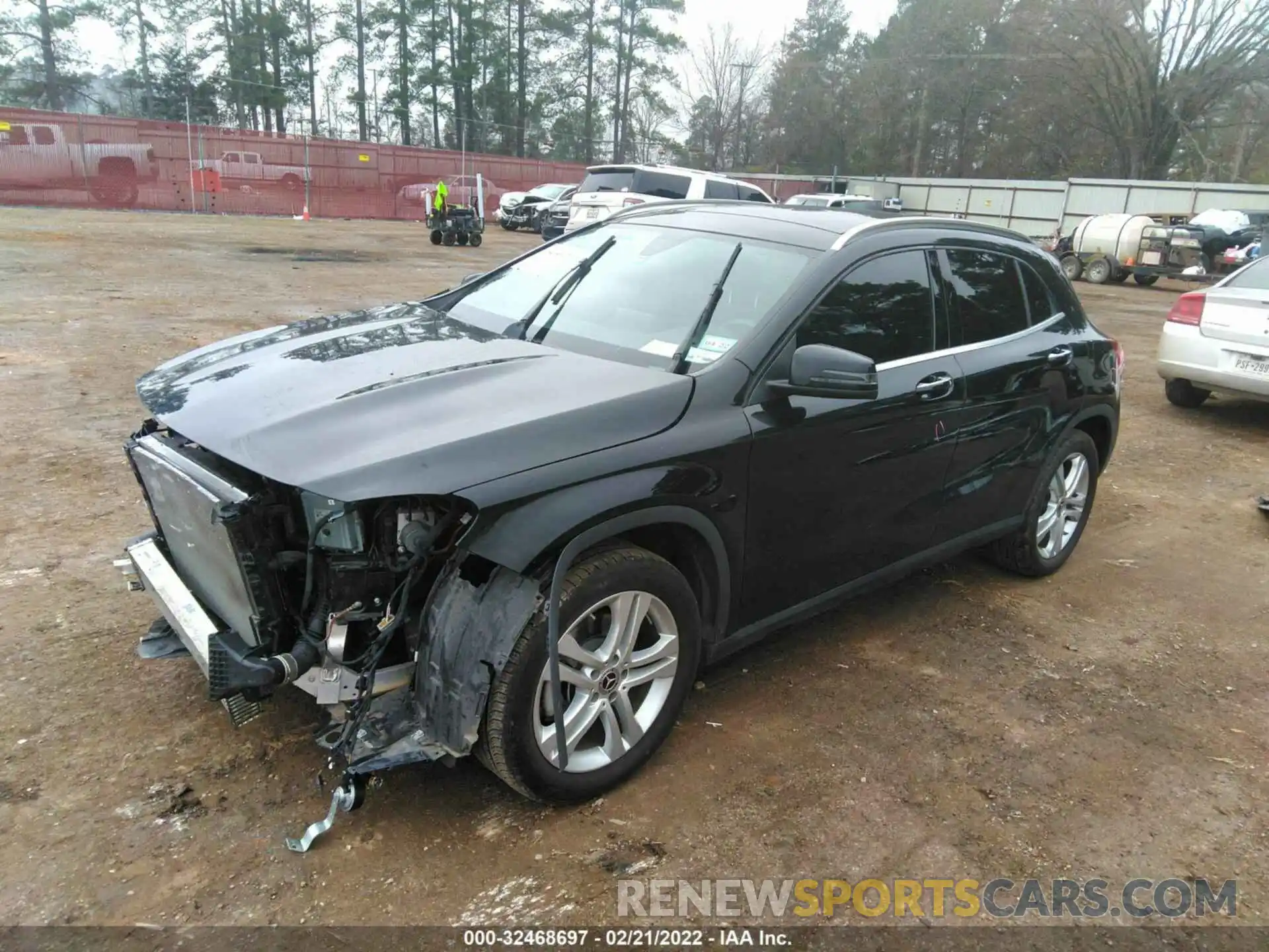 2 Photograph of a damaged car WDCTG4EB3LU023287 MERCEDES-BENZ GLA 2020