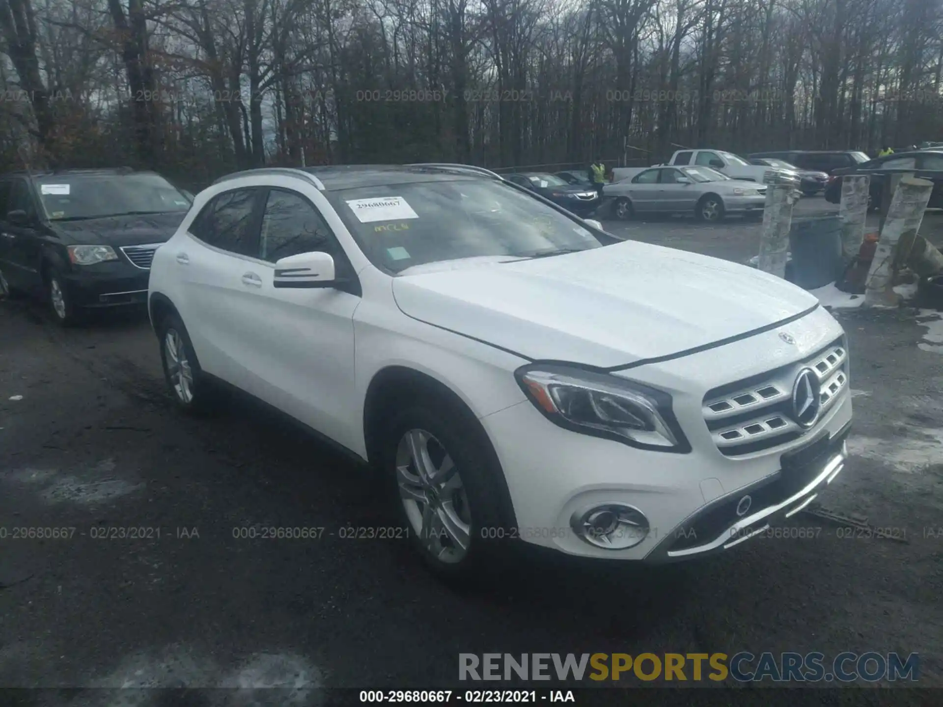 1 Photograph of a damaged car WDCTG4GB9LU027986 MERCEDES-BENZ GLA 2020