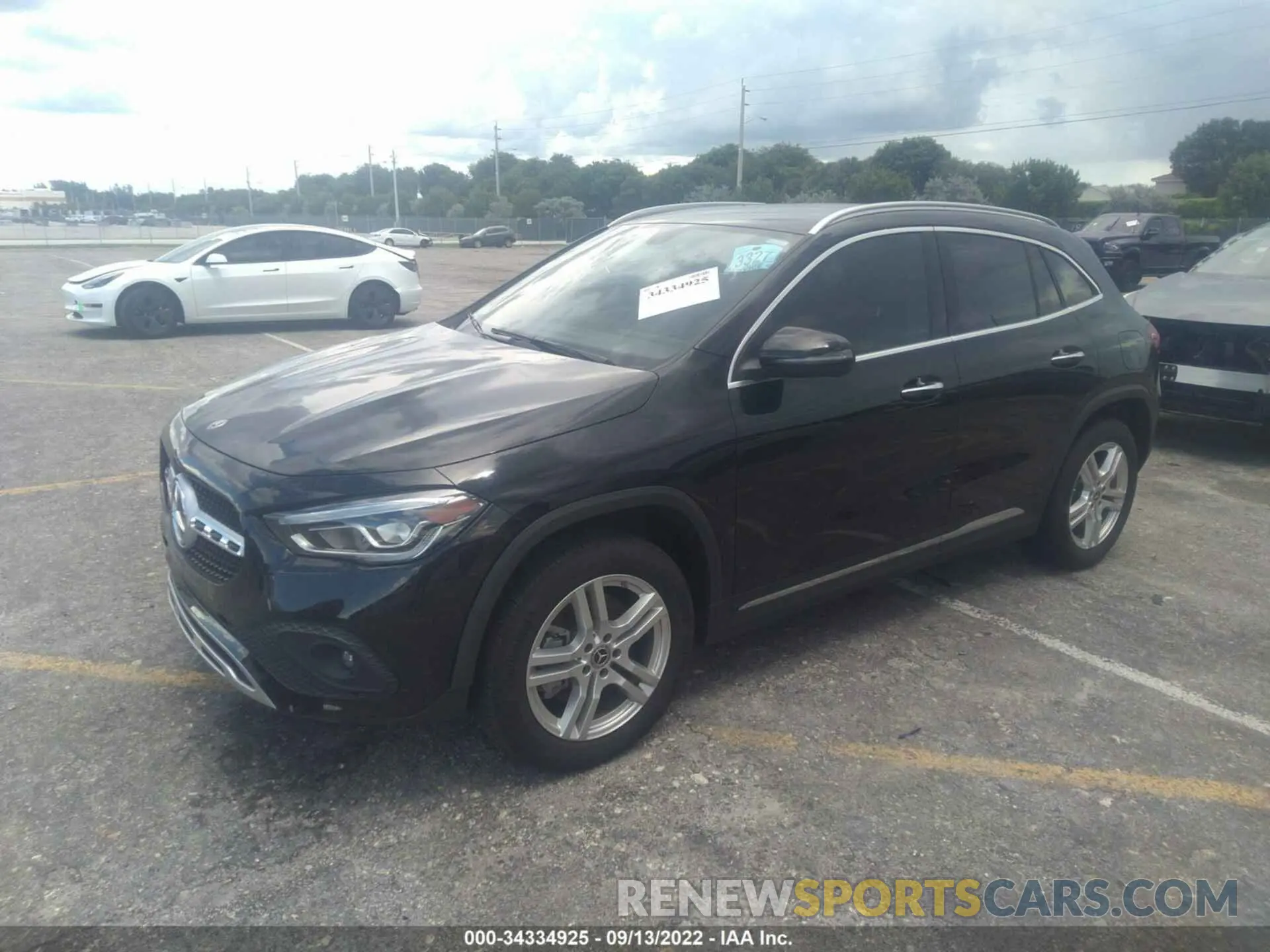 2 Photograph of a damaged car W1N4N4GB1MJ205398 MERCEDES-BENZ GLA 2021