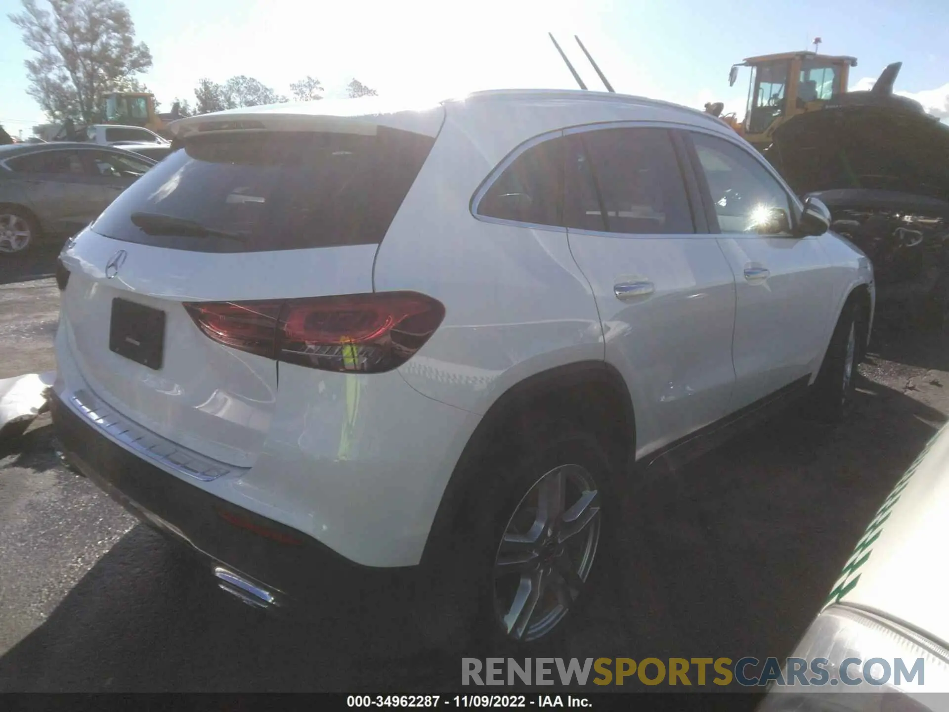 4 Photograph of a damaged car W1N4N4GB5MJ201645 MERCEDES-BENZ GLA 2021