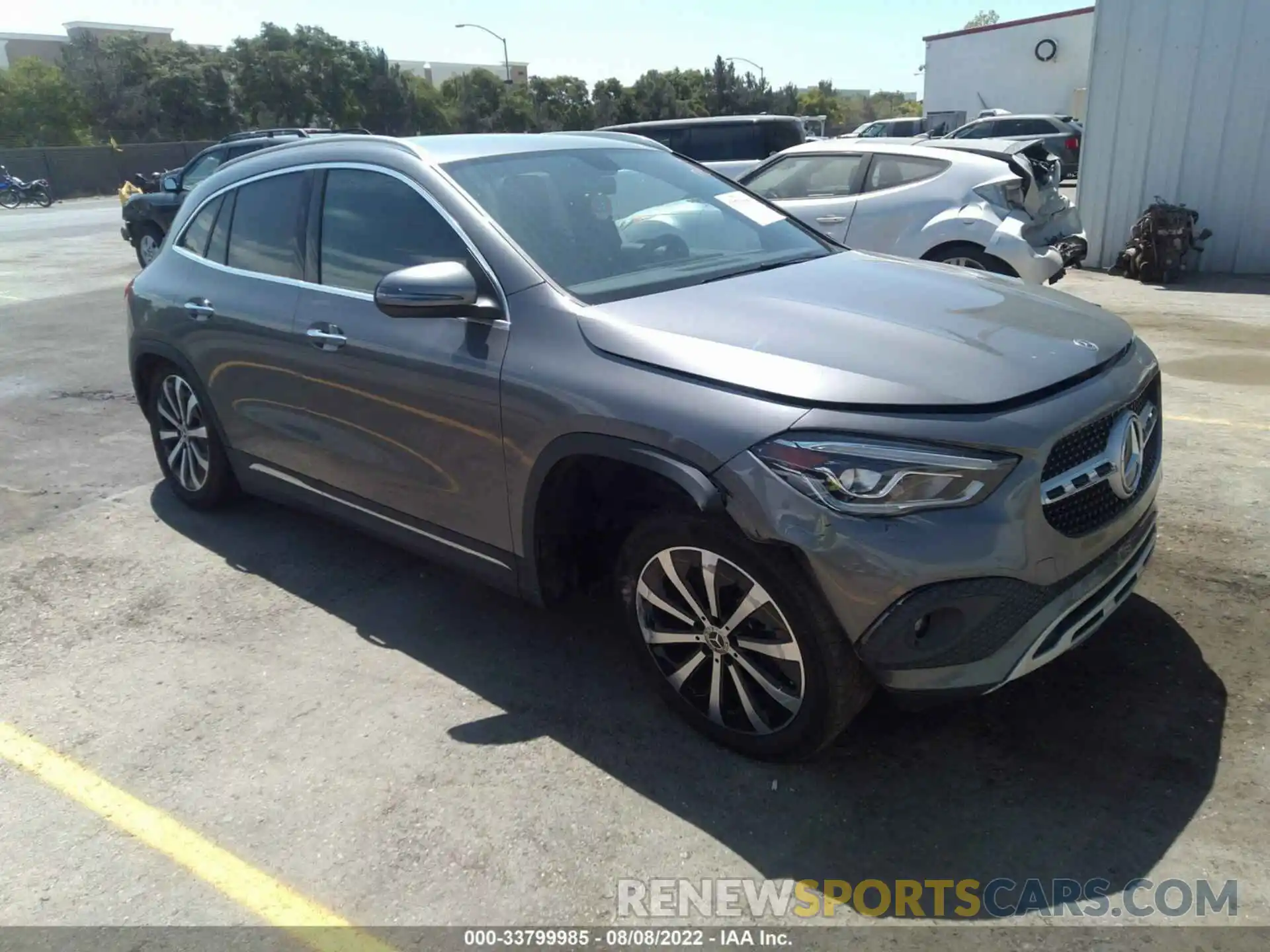 1 Photograph of a damaged car W1N4N4GB6MJ215909 MERCEDES-BENZ GLA 2021