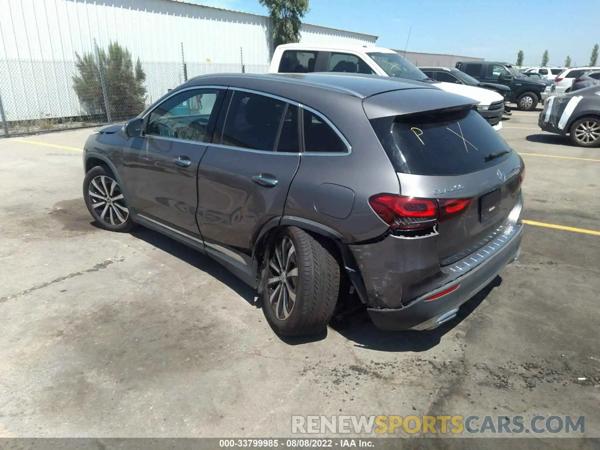 3 Photograph of a damaged car W1N4N4GB6MJ215909 MERCEDES-BENZ GLA 2021