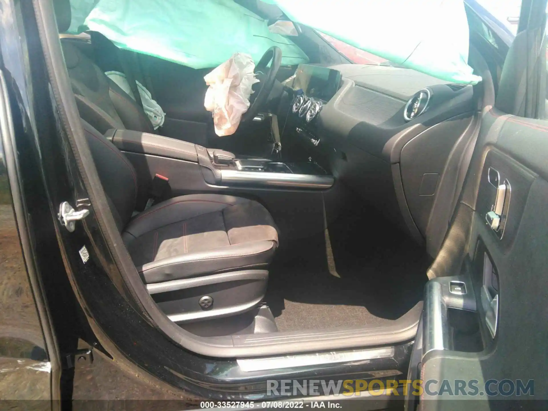 5 Photograph of a damaged car W1N4N4GB7MJ283636 MERCEDES-BENZ GLA 2021