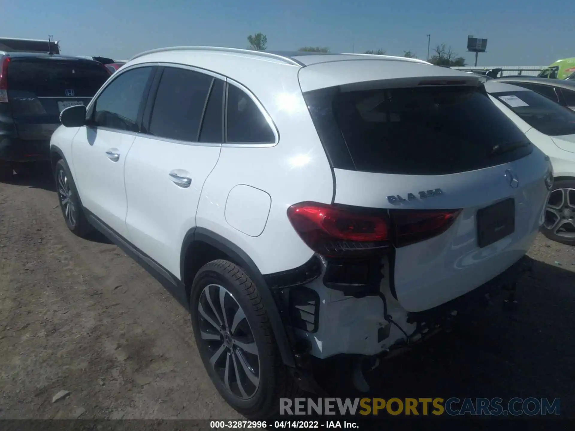 3 Photograph of a damaged car W1N4N4HB4MJ257400 MERCEDES-BENZ GLA 2021