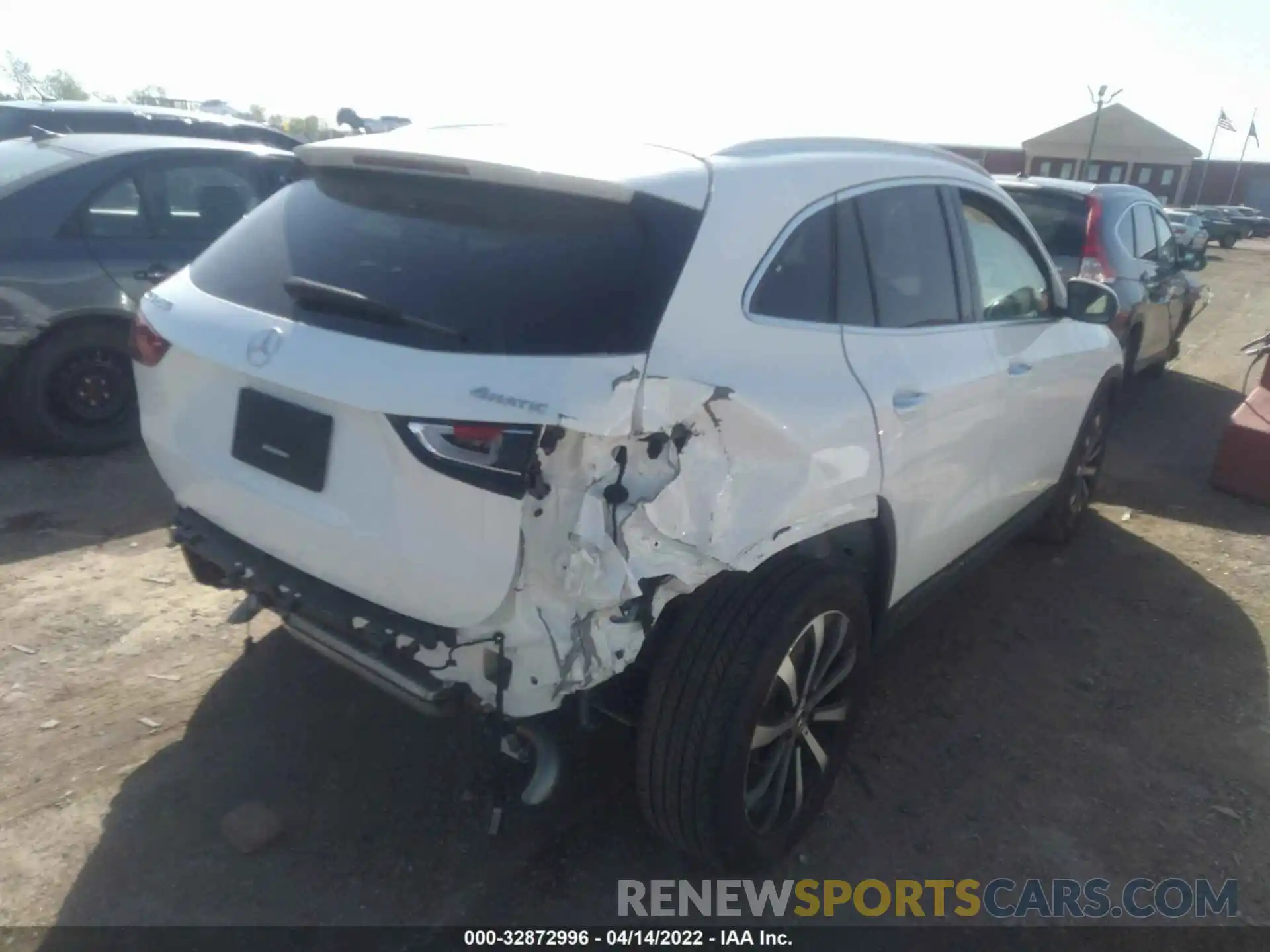 4 Photograph of a damaged car W1N4N4HB4MJ257400 MERCEDES-BENZ GLA 2021