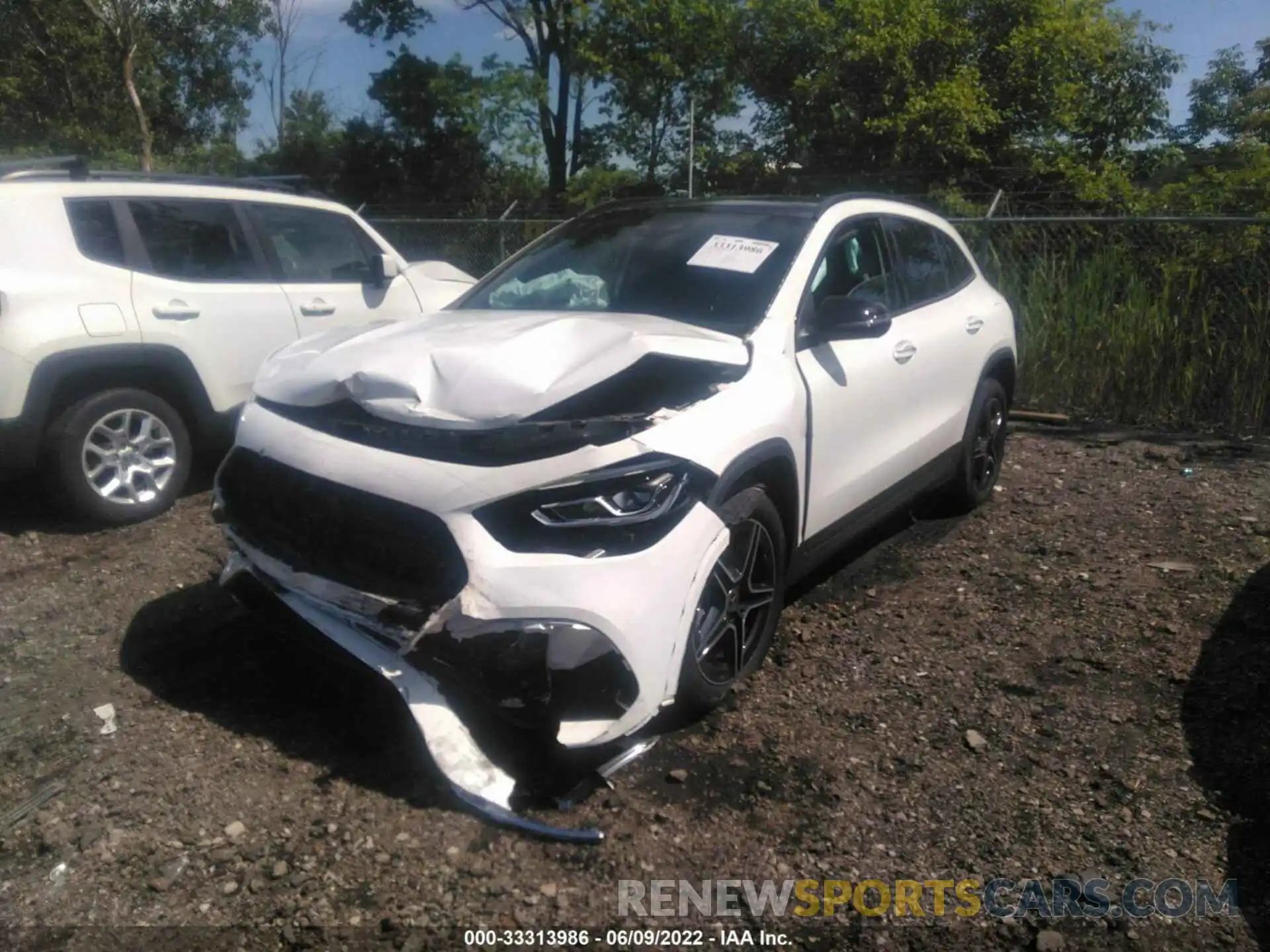 2 Photograph of a damaged car W1N4N4HBXMJ258695 MERCEDES-BENZ GLA 2021