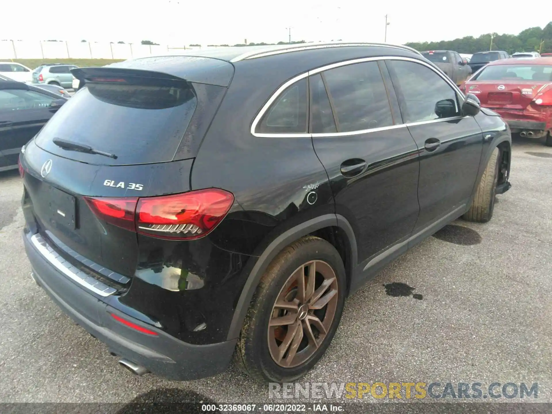 4 Photograph of a damaged car W1N4N5BB6MJ090648 MERCEDES-BENZ GLA 2021