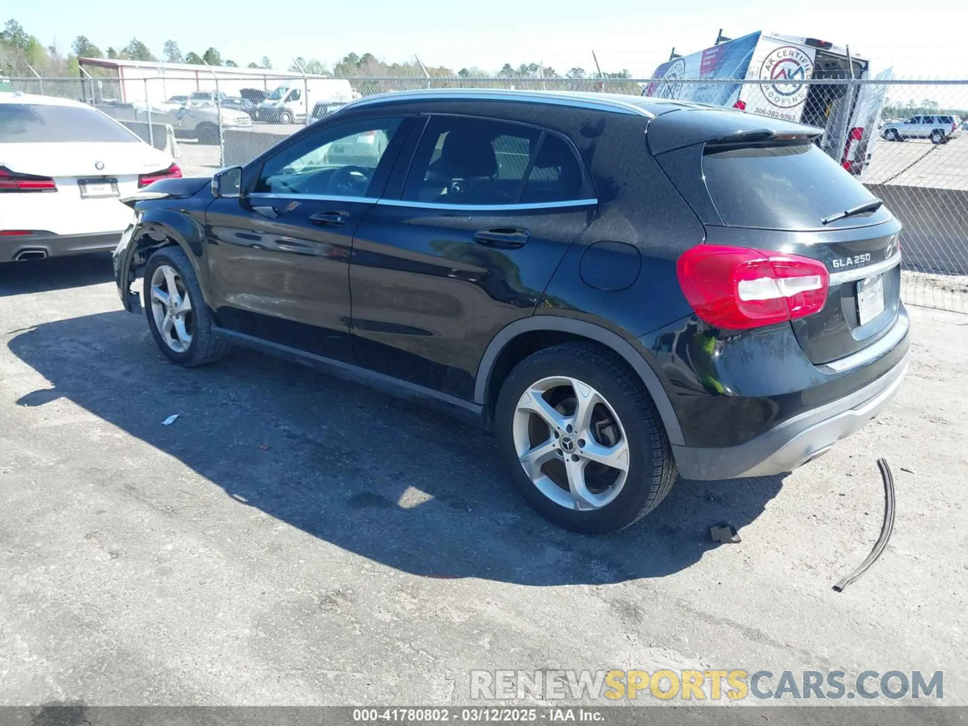 3 Photograph of a damaged car WDCTG4EB0KJ532883 MERCEDES-BENZ GLA 250 2019