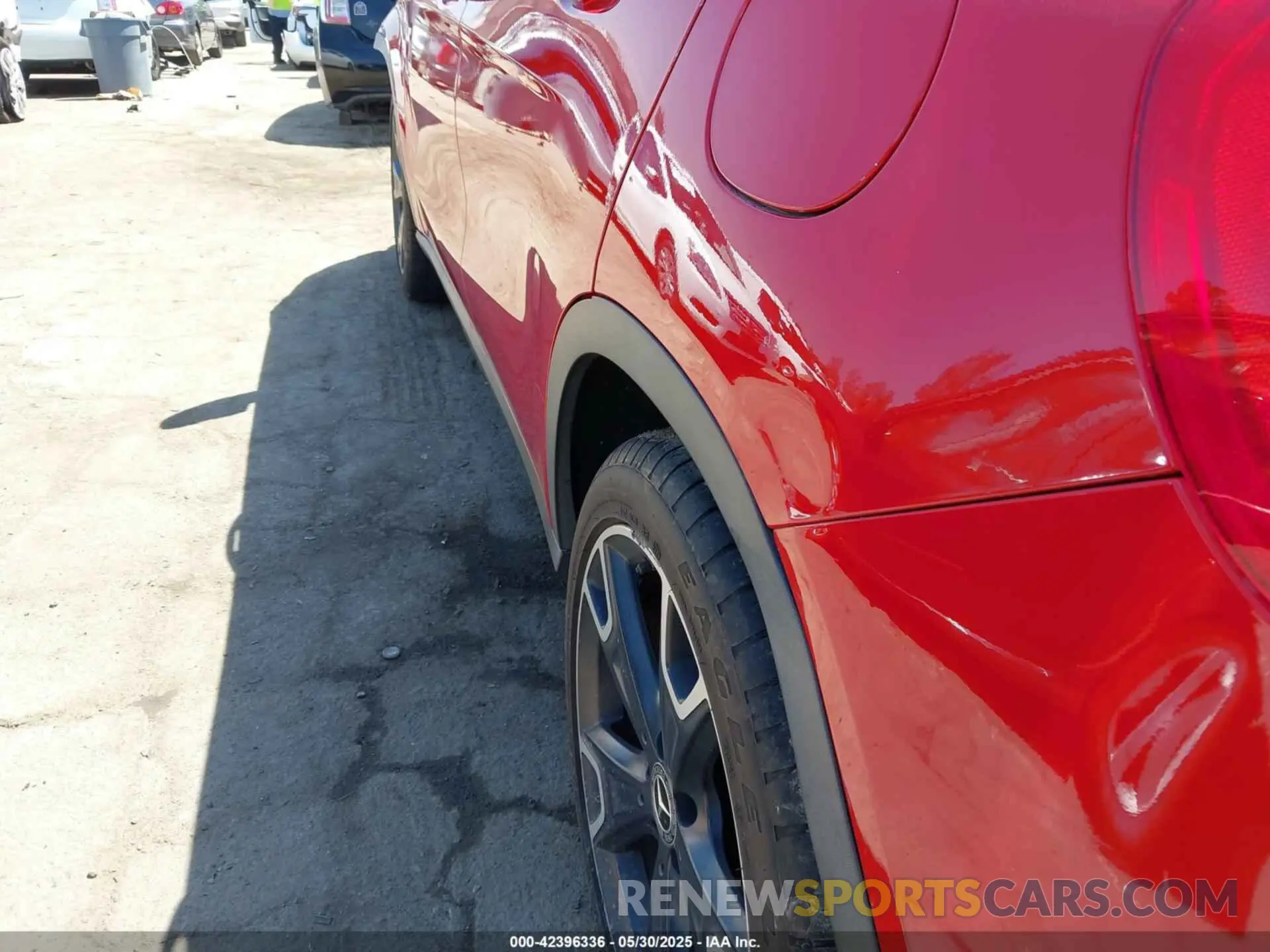 17 Photograph of a damaged car WDCTG4EB0KU001424 MERCEDES-BENZ GLA 250 2019