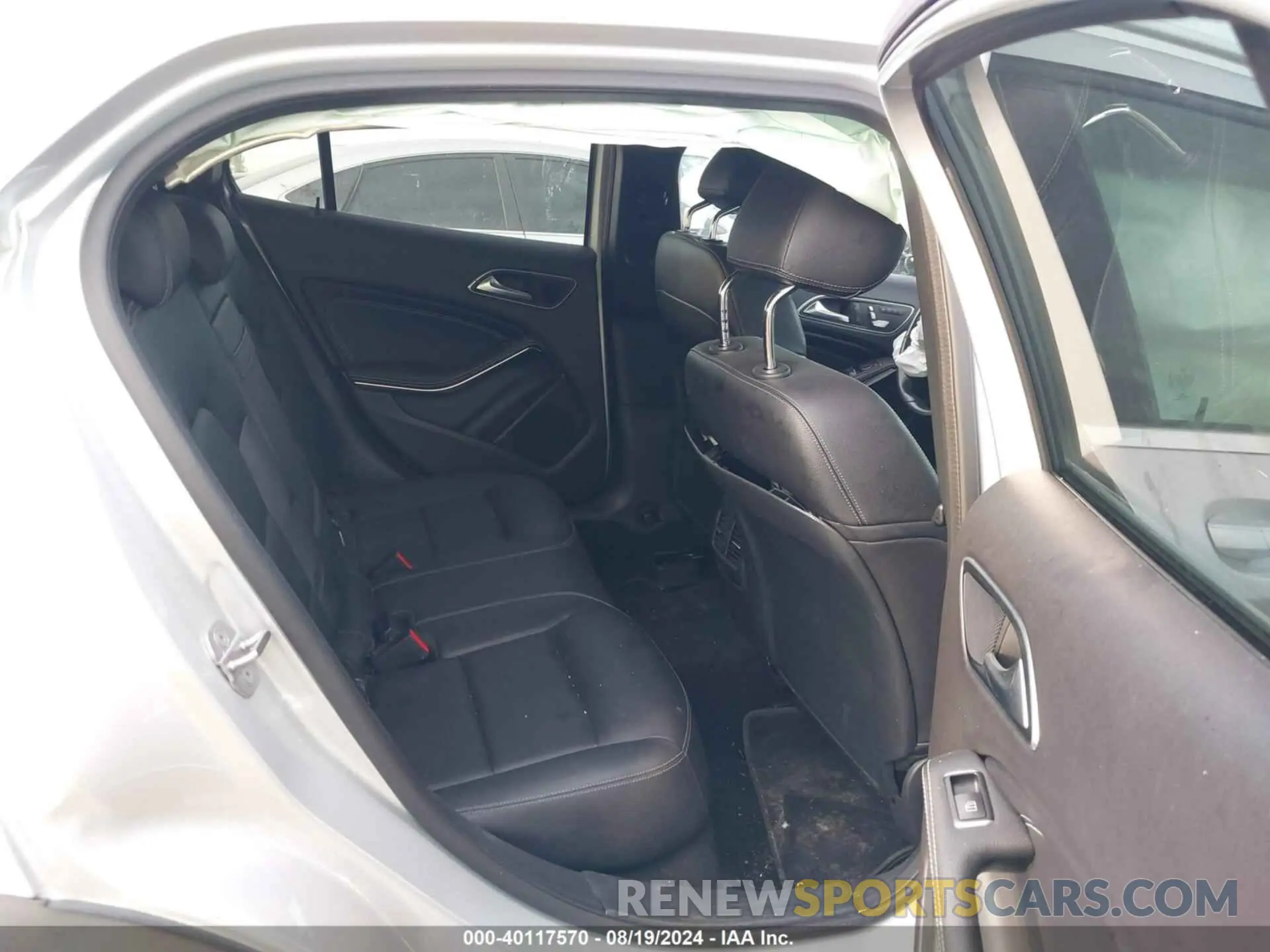 8 Photograph of a damaged car WDCTG4EB0KU020717 MERCEDES-BENZ GLA 250 2019