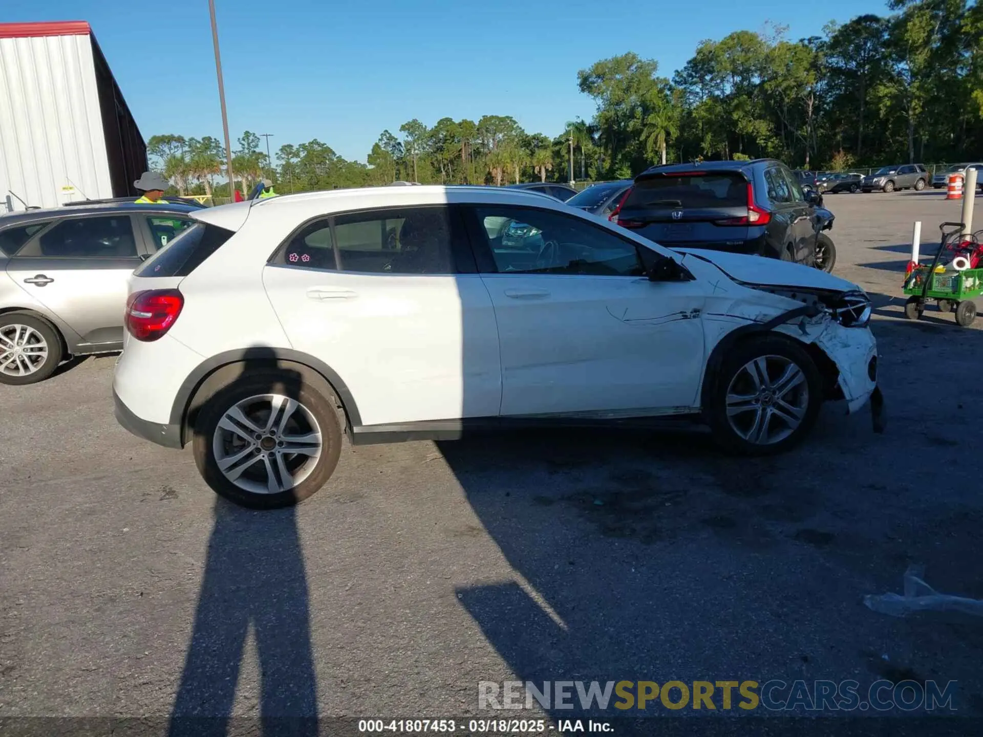 13 Photograph of a damaged car WDCTG4EB1KJ551894 MERCEDES-BENZ GLA 250 2019