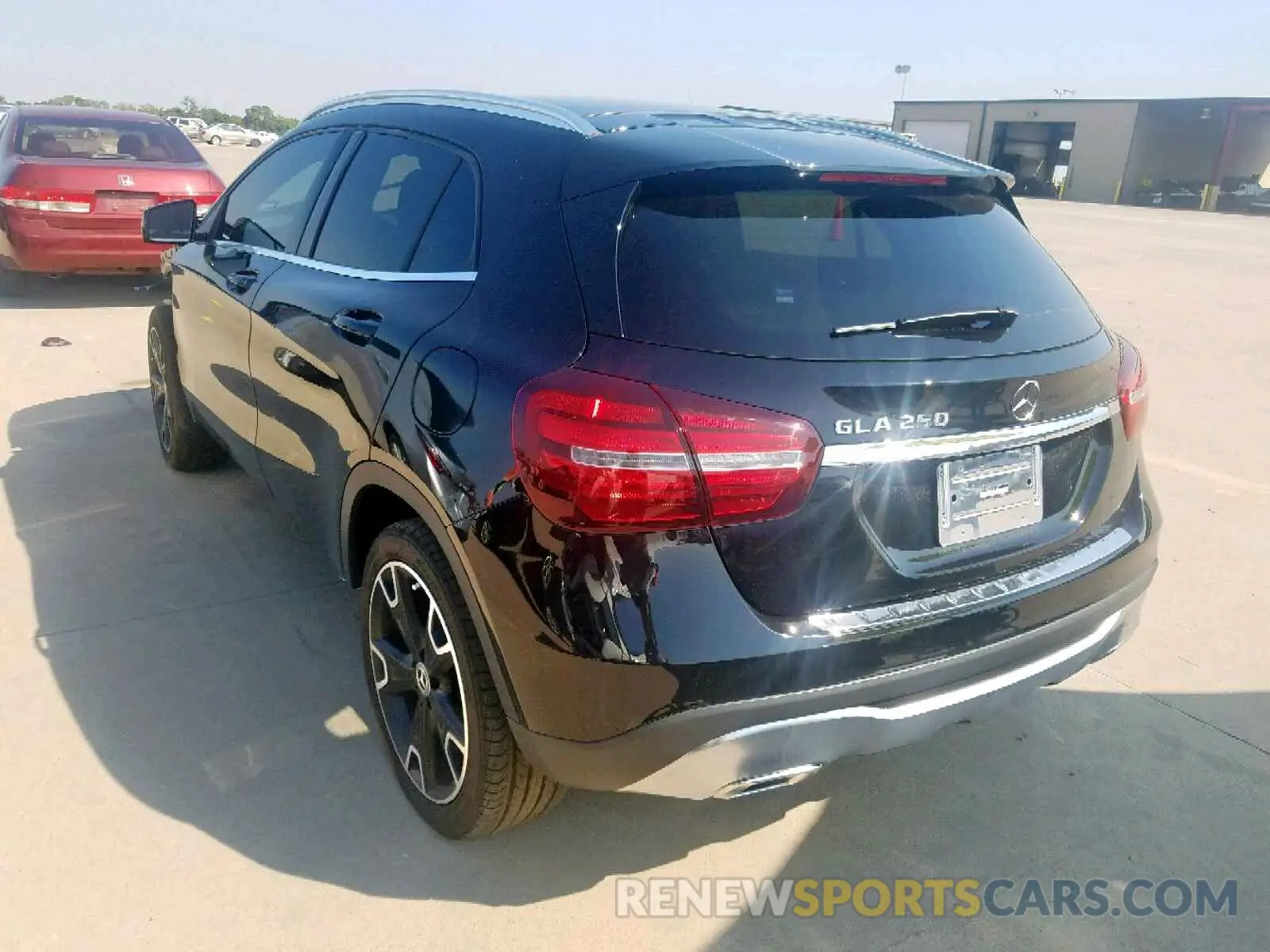 3 Photograph of a damaged car WDCTG4EB1KJ583311 MERCEDES-BENZ GLA 250 2019