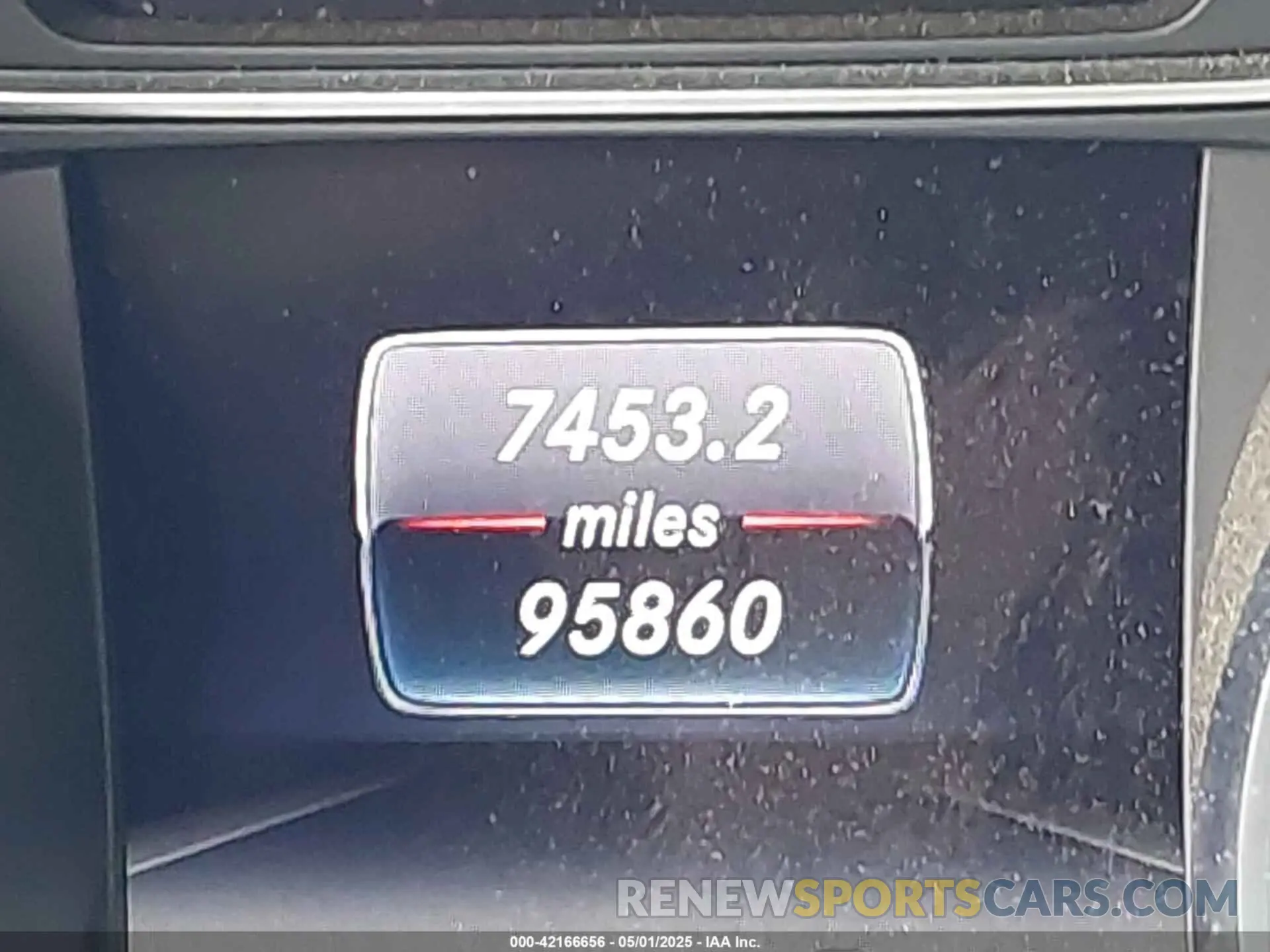 16 Photograph of a damaged car WDCTG4EB2KJ549166 MERCEDES-BENZ GLA 250 2019