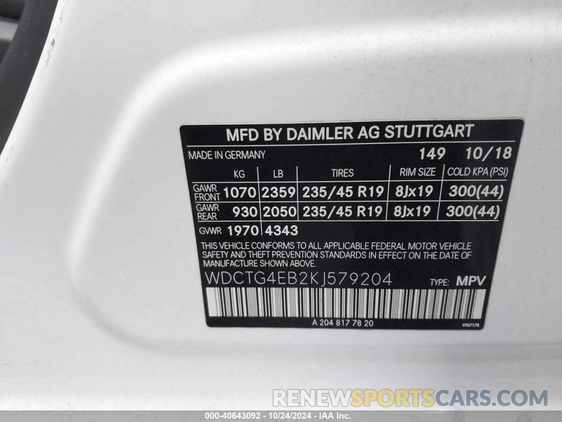 9 Photograph of a damaged car WDCTG4EB2KJ579204 MERCEDES-BENZ GLA 250 2019