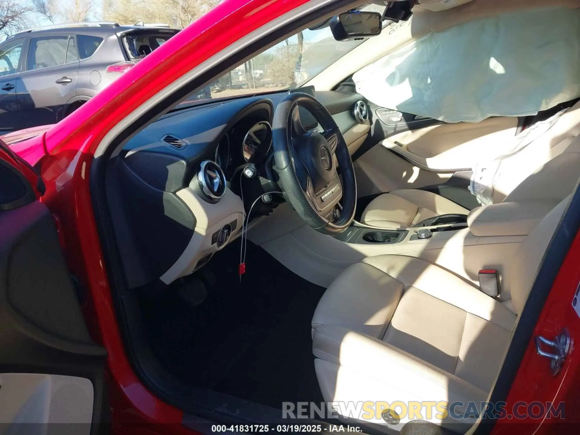 5 Photograph of a damaged car WDCTG4EB3KJ548057 MERCEDES-BENZ GLA 250 2019