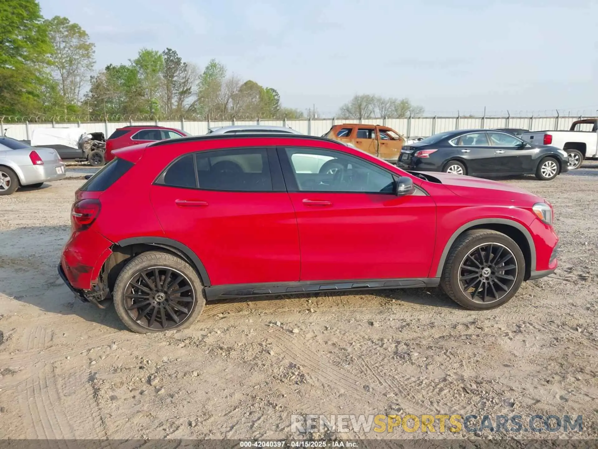 13 Photograph of a damaged car WDCTG4EB4KU019036 MERCEDES-BENZ GLA 250 2019