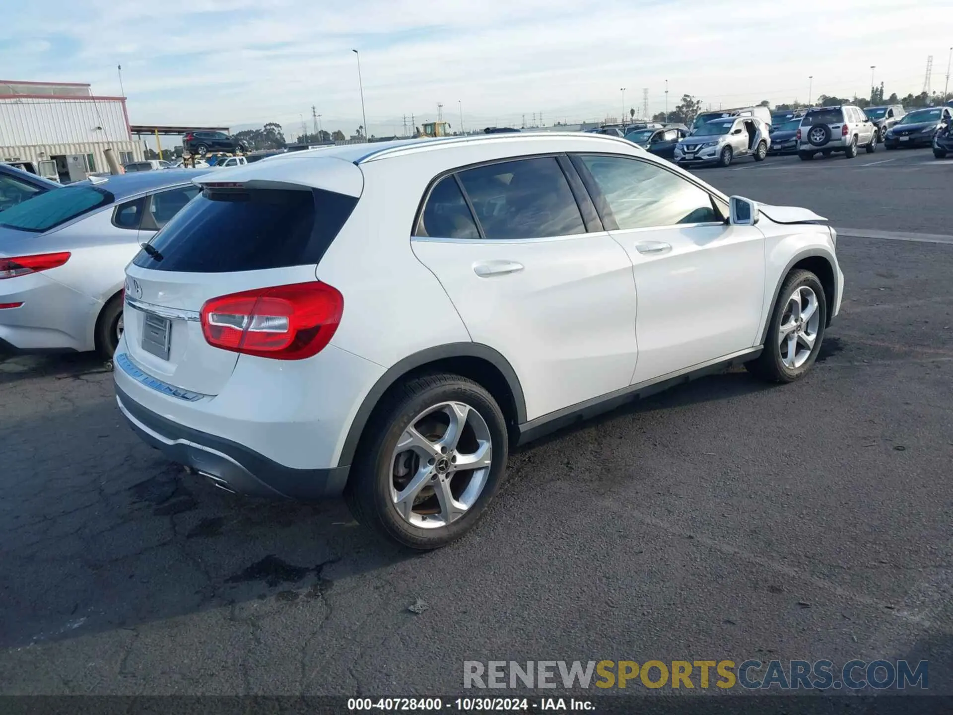 4 Photograph of a damaged car WDCTG4EB5KU001208 MERCEDES-BENZ GLA 250 2019