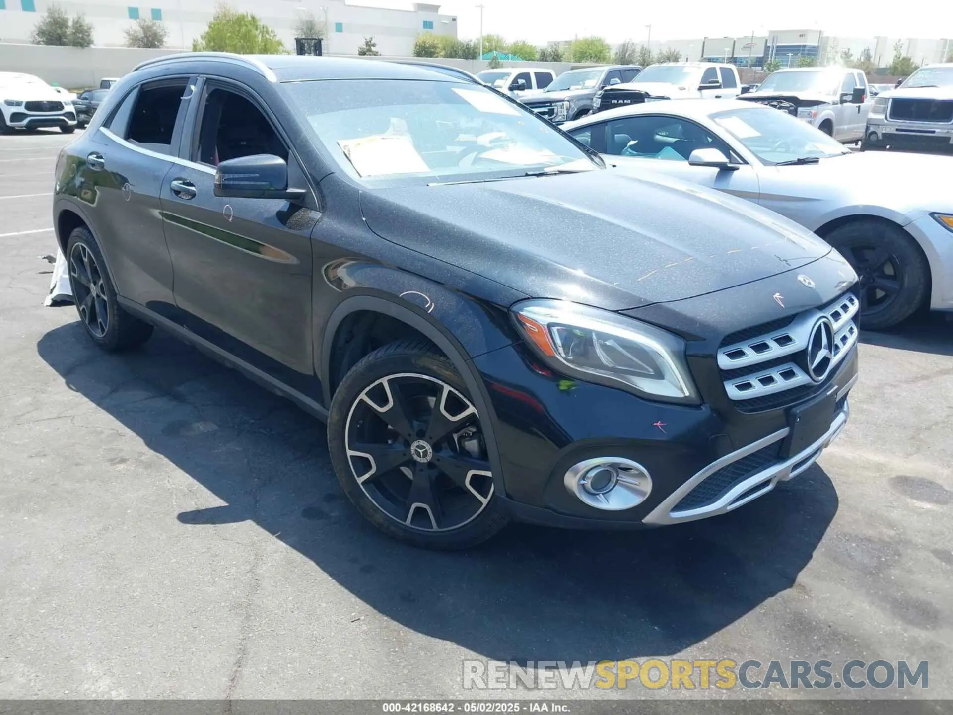 1 Photograph of a damaged car WDCTG4EB5KU012256 MERCEDES-BENZ GLA 250 2019