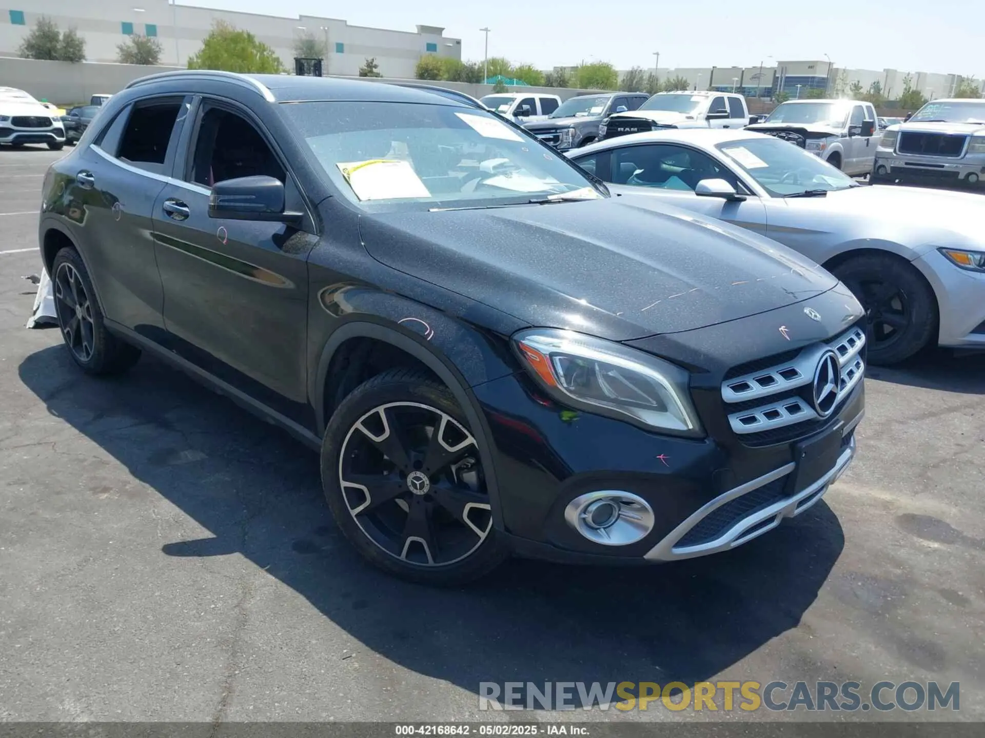 14 Photograph of a damaged car WDCTG4EB5KU012256 MERCEDES-BENZ GLA 250 2019