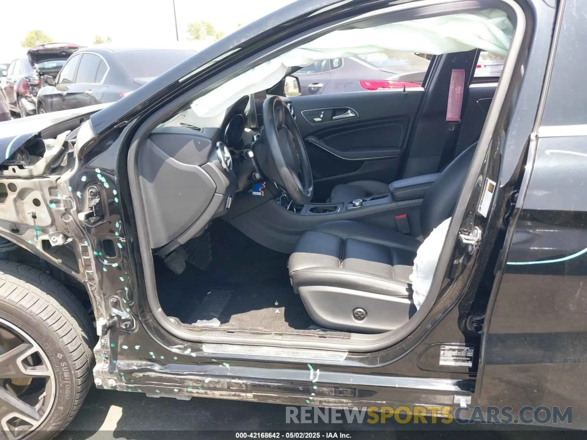 5 Photograph of a damaged car WDCTG4EB5KU012256 MERCEDES-BENZ GLA 250 2019