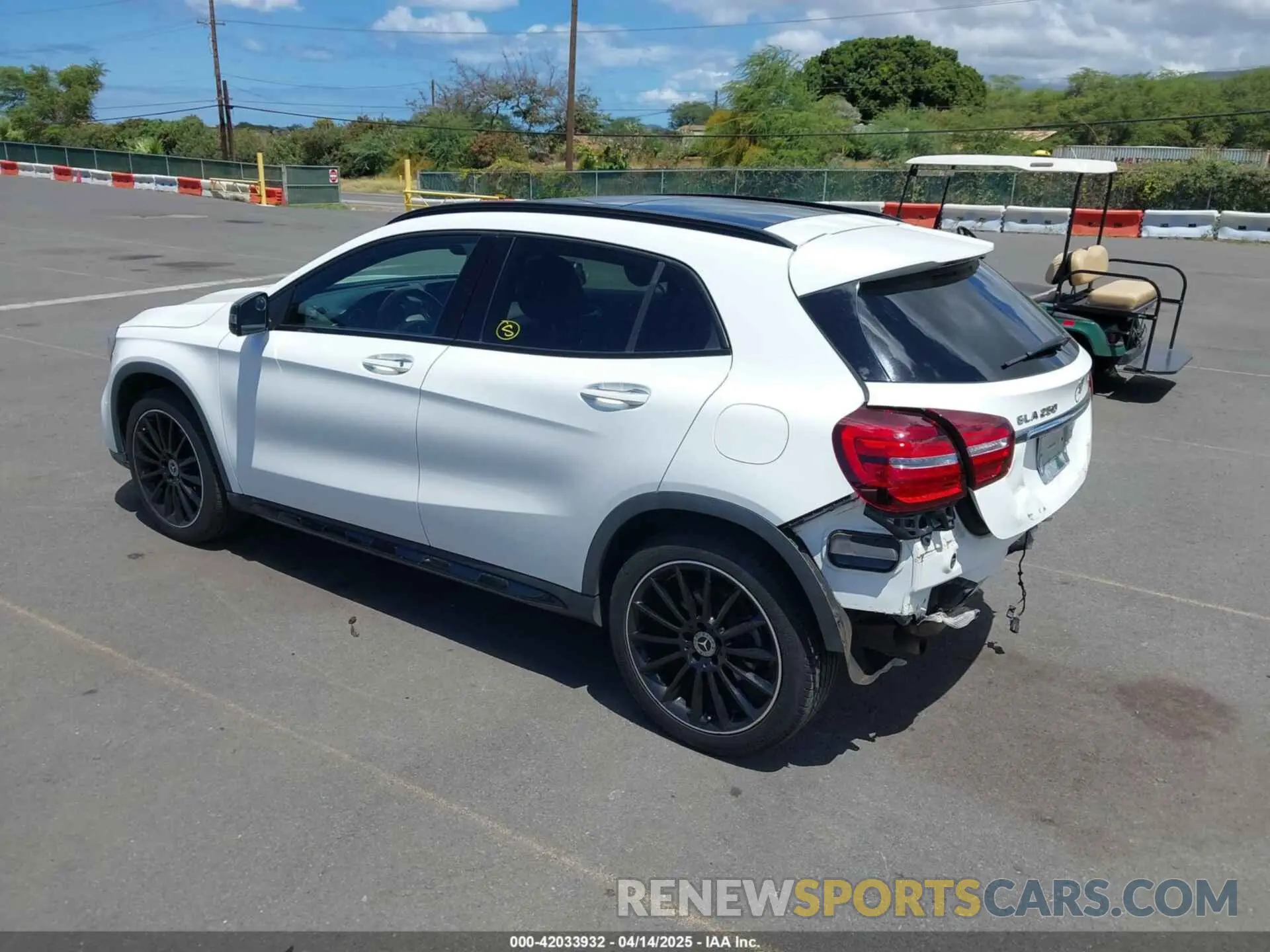 3 Photograph of a damaged car WDCTG4EB8KU003406 MERCEDES-BENZ GLA 250 2019