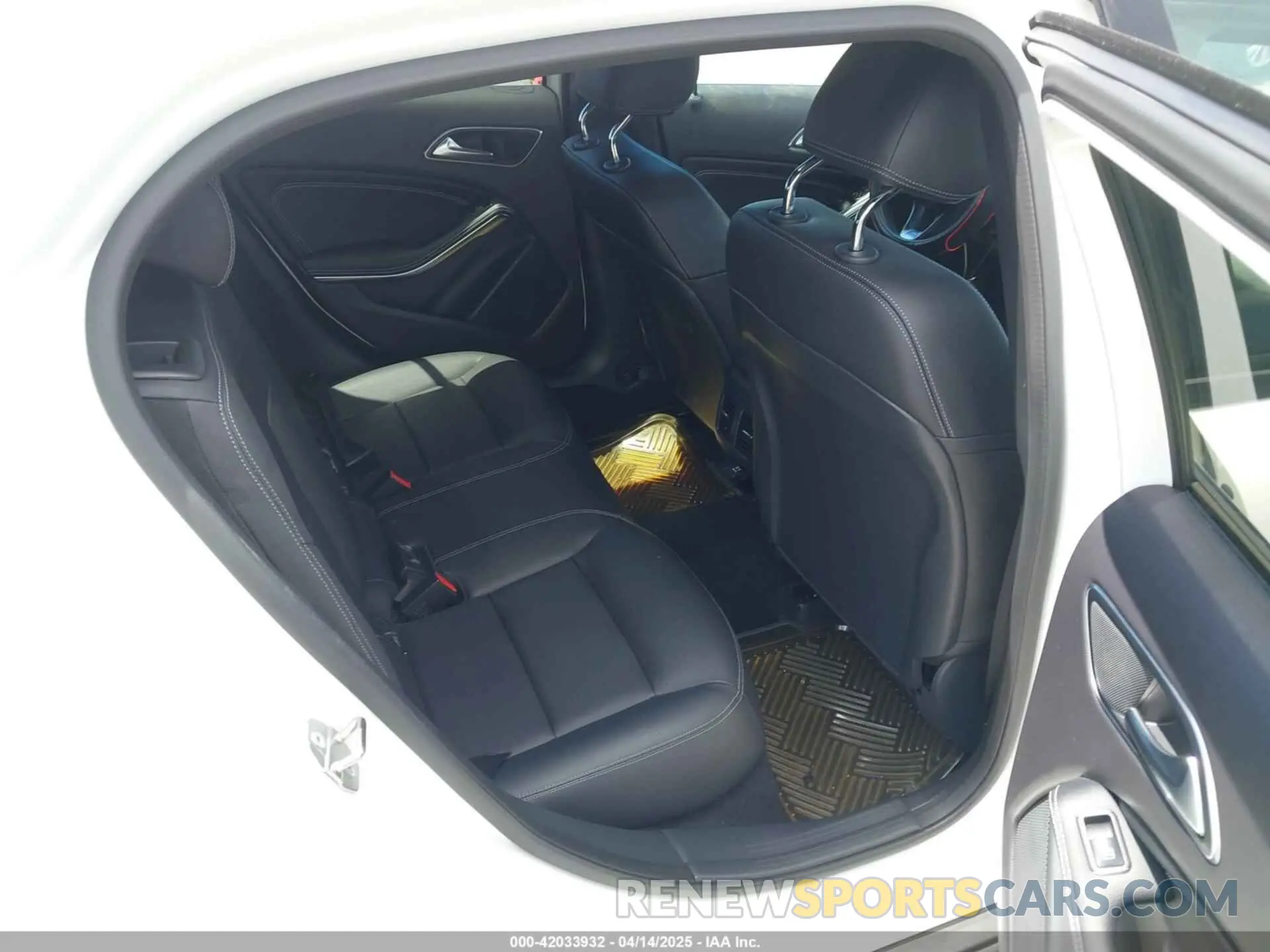 8 Photograph of a damaged car WDCTG4EB8KU003406 MERCEDES-BENZ GLA 250 2019