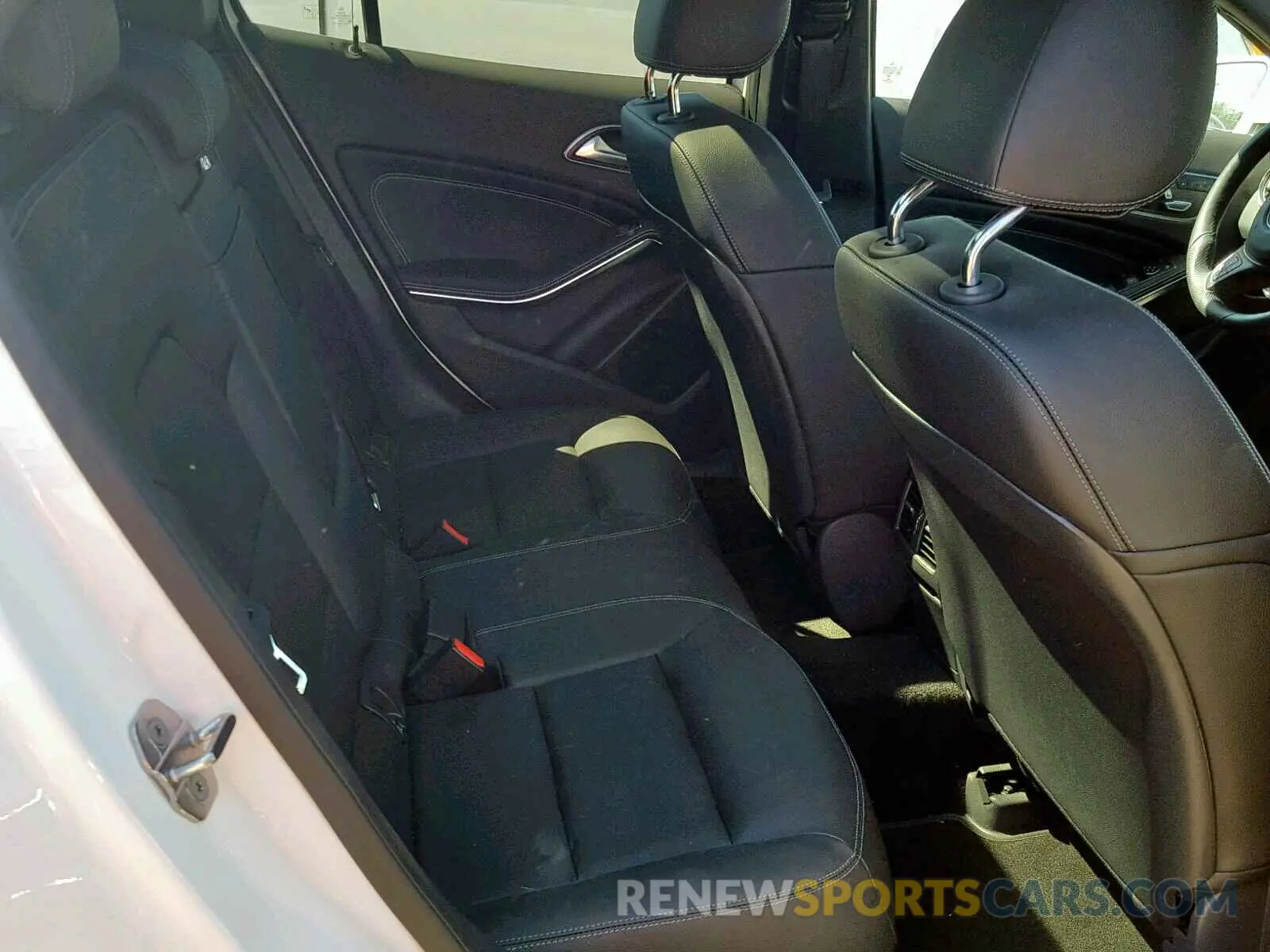 6 Photograph of a damaged car WDCTG4EB9KU001633 MERCEDES-BENZ GLA 250 2019
