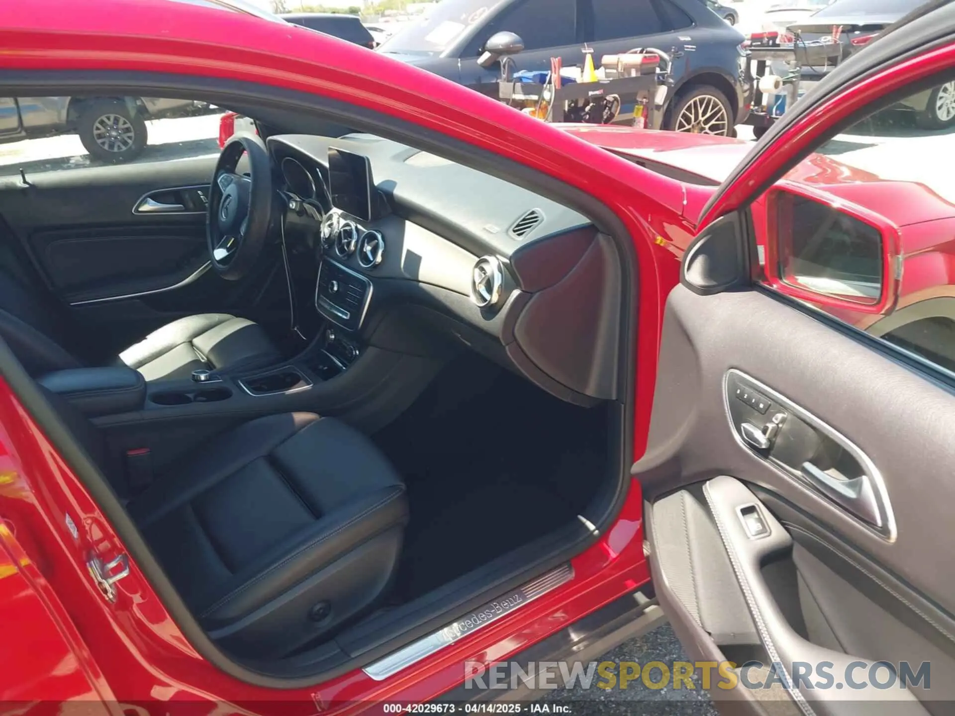 5 Photograph of a damaged car WDCTG4EB9KU012244 MERCEDES-BENZ GLA 250 2019