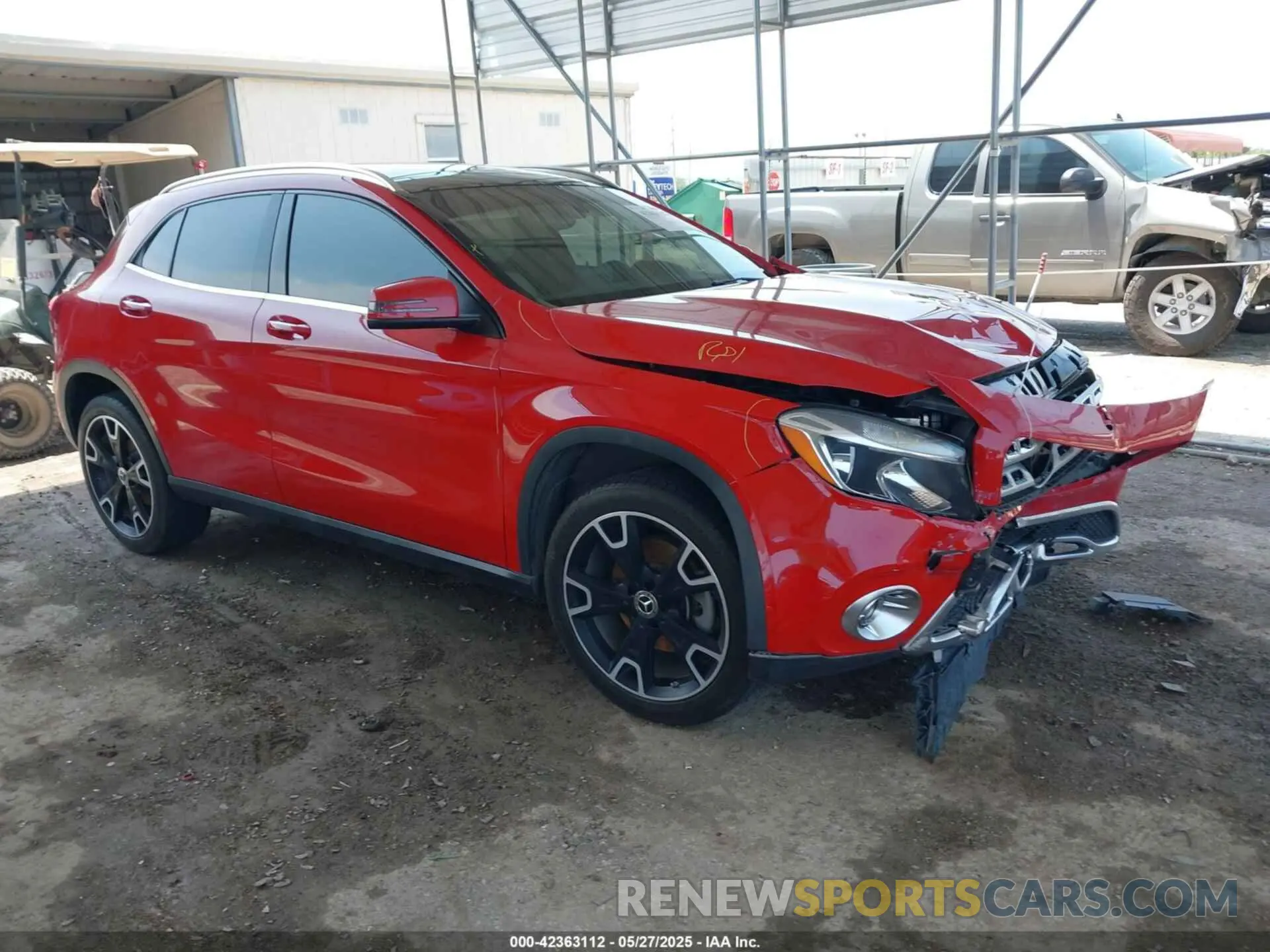 1 Photograph of a damaged car WDCTG4EBXKU015542 MERCEDES-BENZ GLA 250 2019