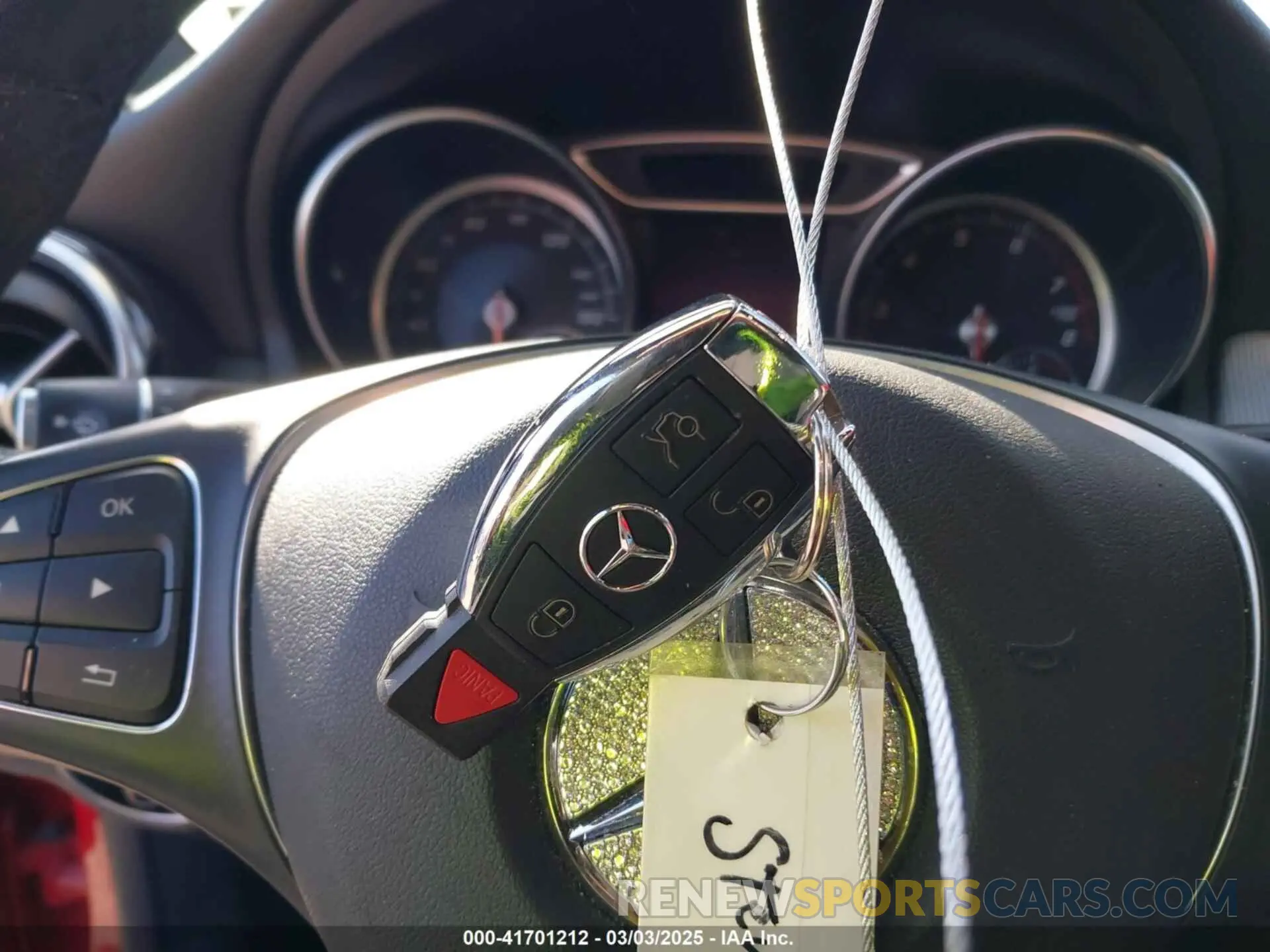 11 Photograph of a damaged car WDCTG4GB0KJ618482 MERCEDES-BENZ GLA 250 2019