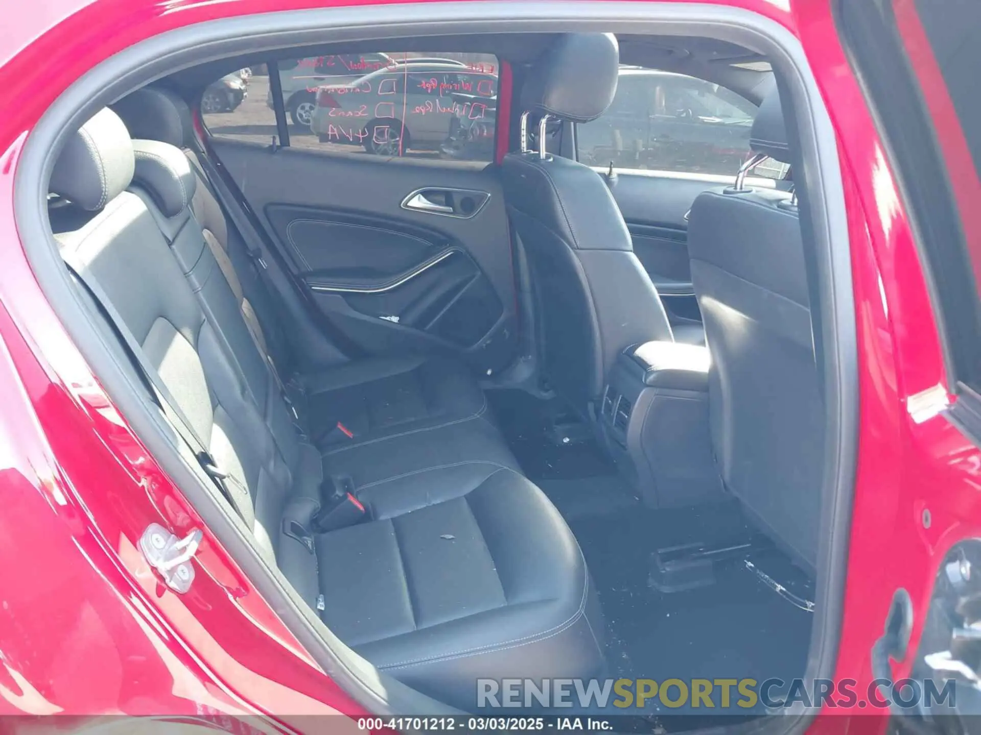 8 Photograph of a damaged car WDCTG4GB0KJ618482 MERCEDES-BENZ GLA 250 2019